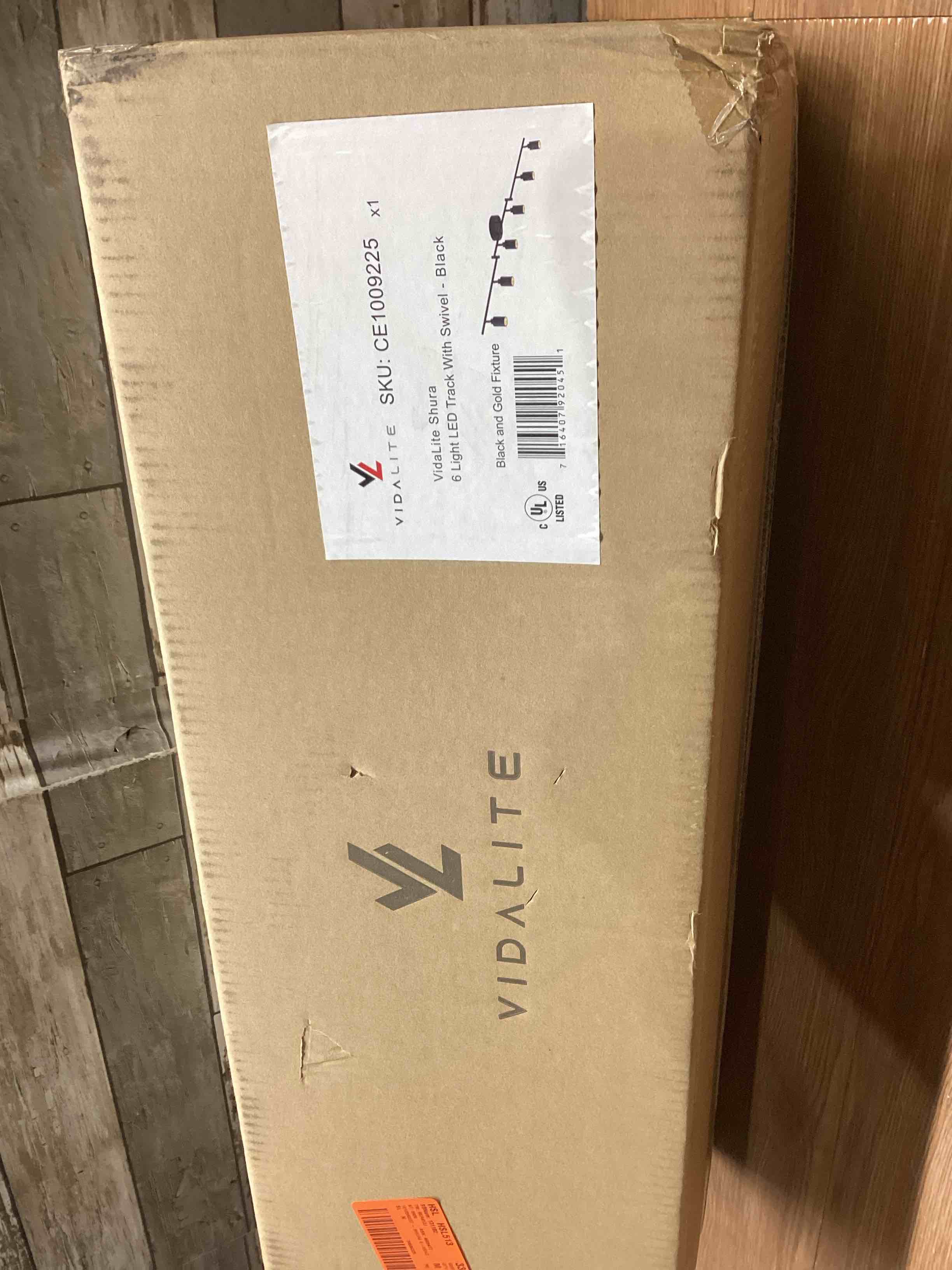 https://s3.amazonaws.com/lotting-images-prod/bidfta/BLU5452919_1709214235241.jpeg