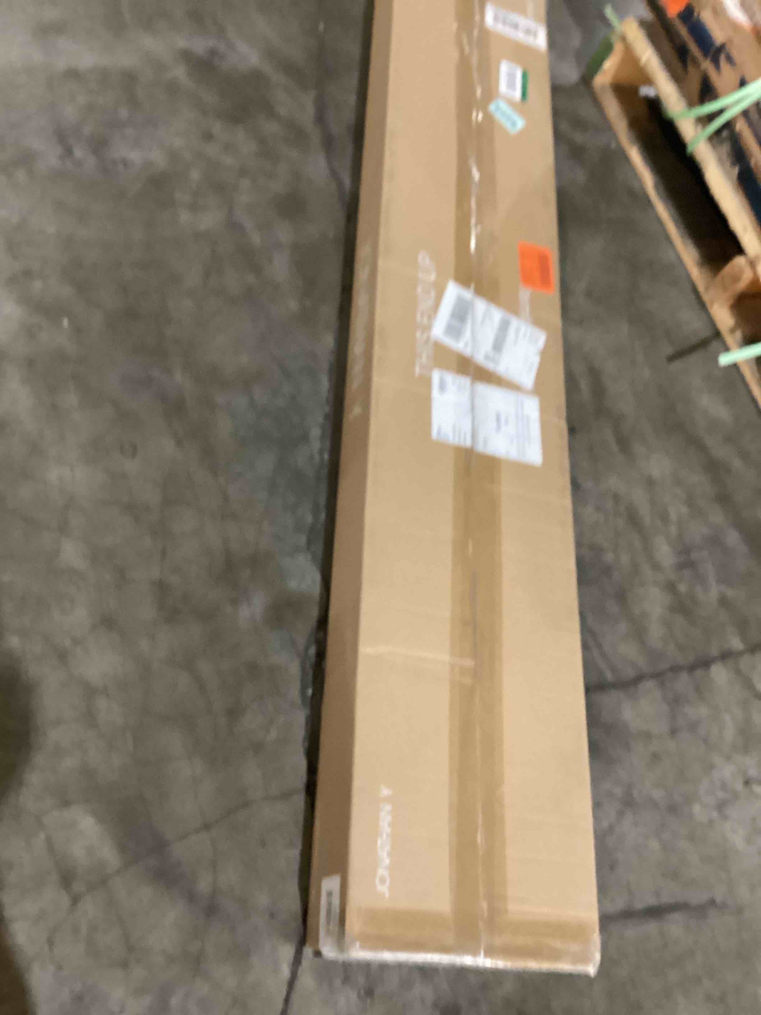 https://s3.amazonaws.com/lotting-images-prod/bidfta/BLU5454357_1707313836013.jpeg