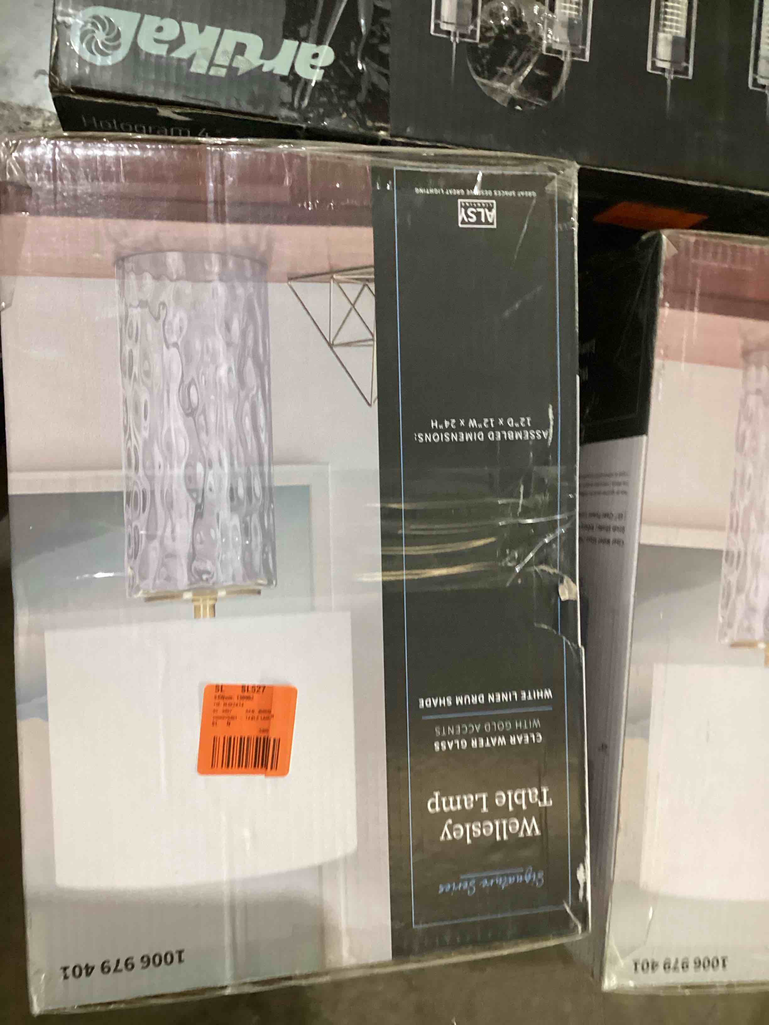 https://s3.amazonaws.com/lotting-images-prod/bidfta/BLU5454923_1708957473307.jpeg