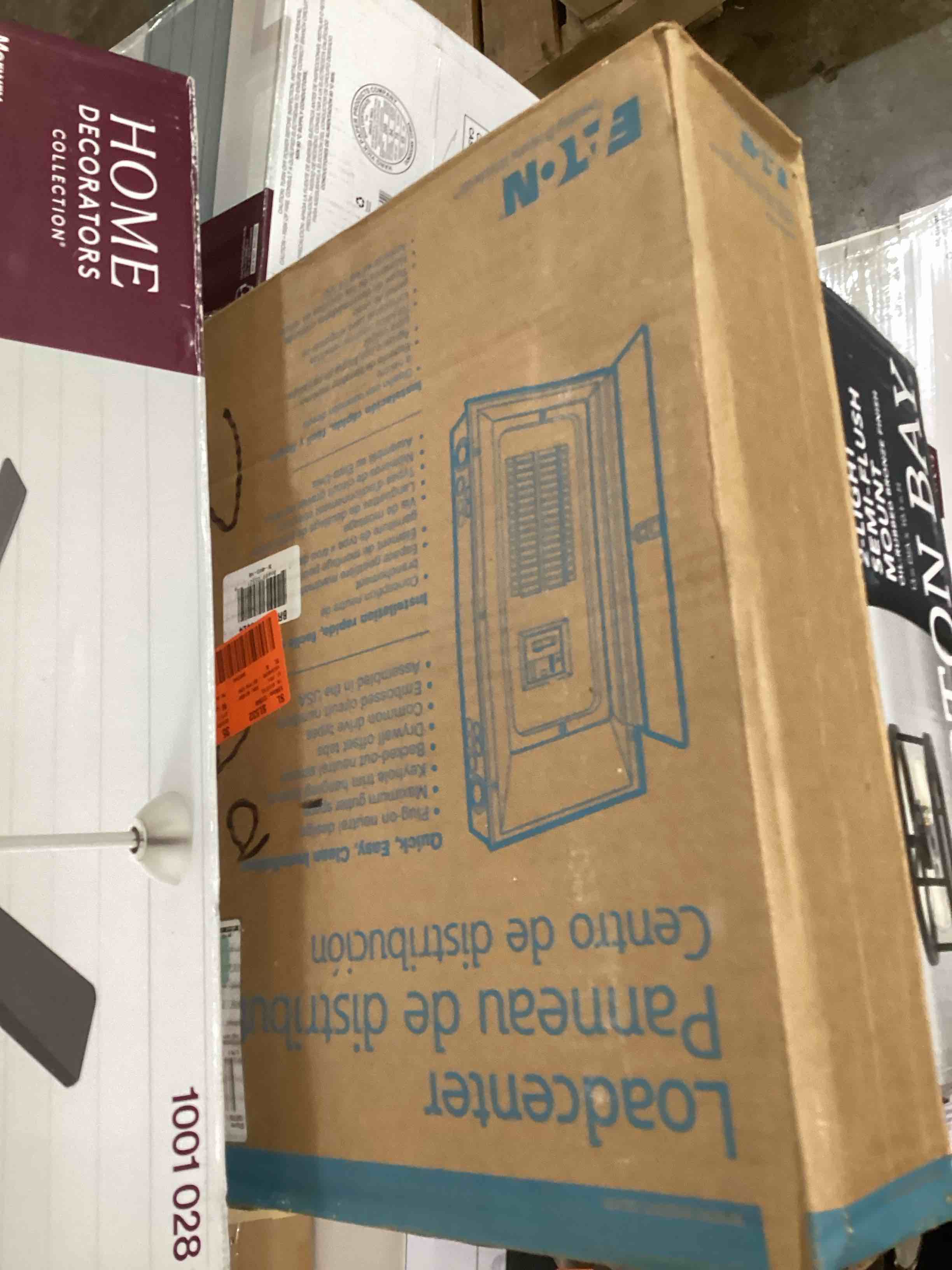 https://s3.amazonaws.com/lotting-images-prod/bidfta/BLU5455518_1709570941973.jpeg