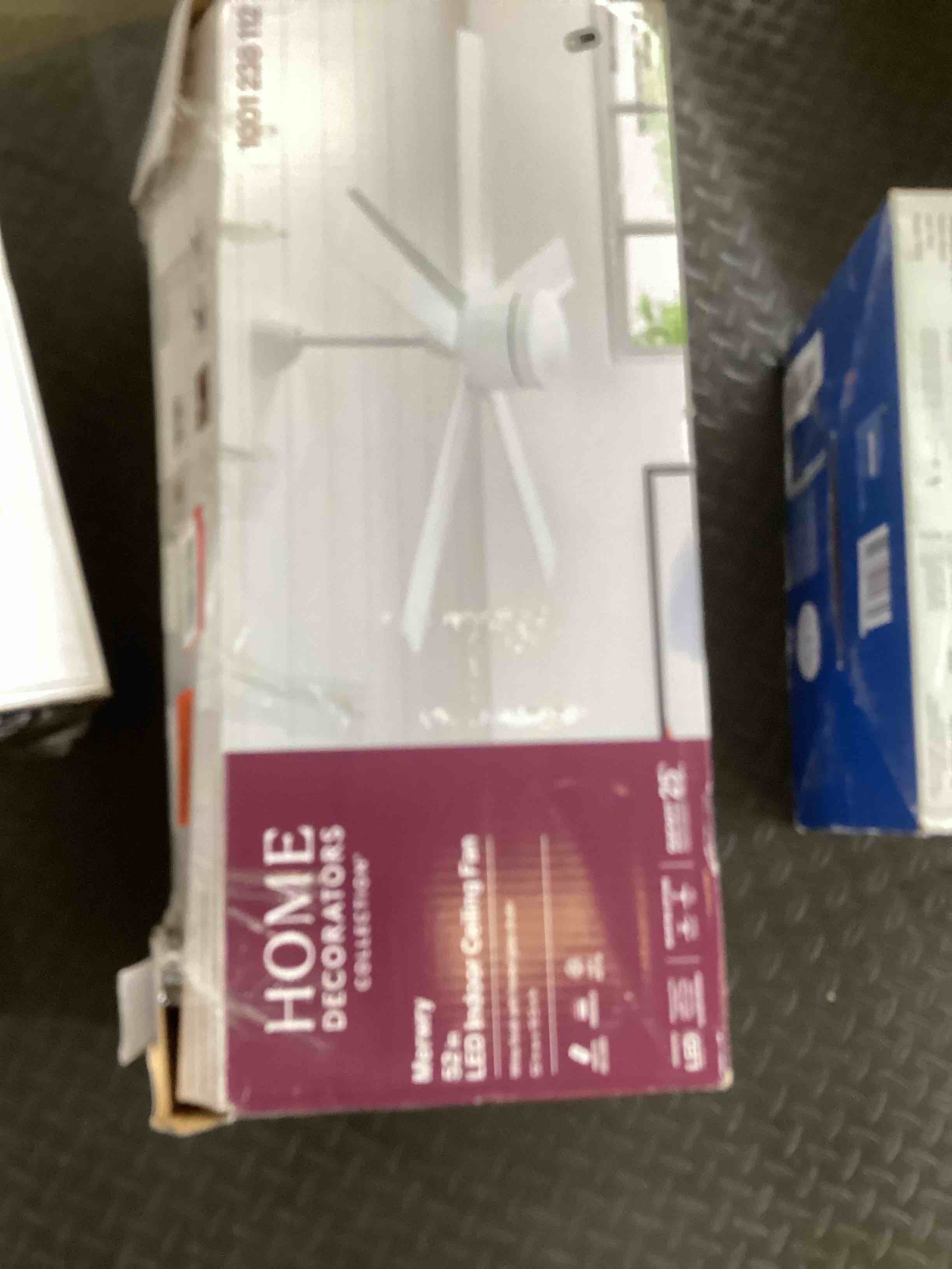 https://s3.amazonaws.com/lotting-images-prod/bidfta/BLU5455524_1709571131945.jpeg