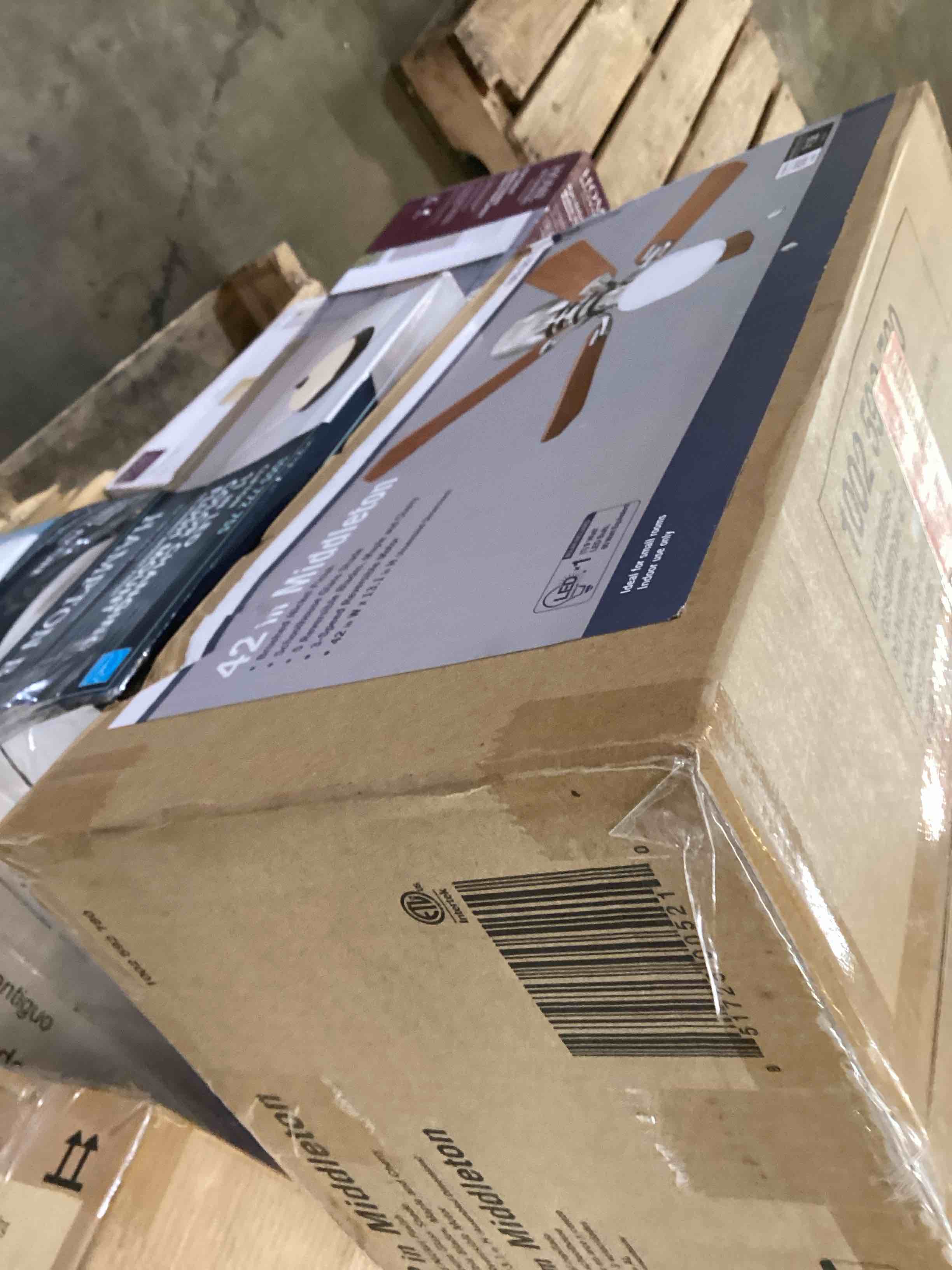 https://s3.amazonaws.com/lotting-images-prod/bidfta/BLU5455527_1709571211448.jpeg