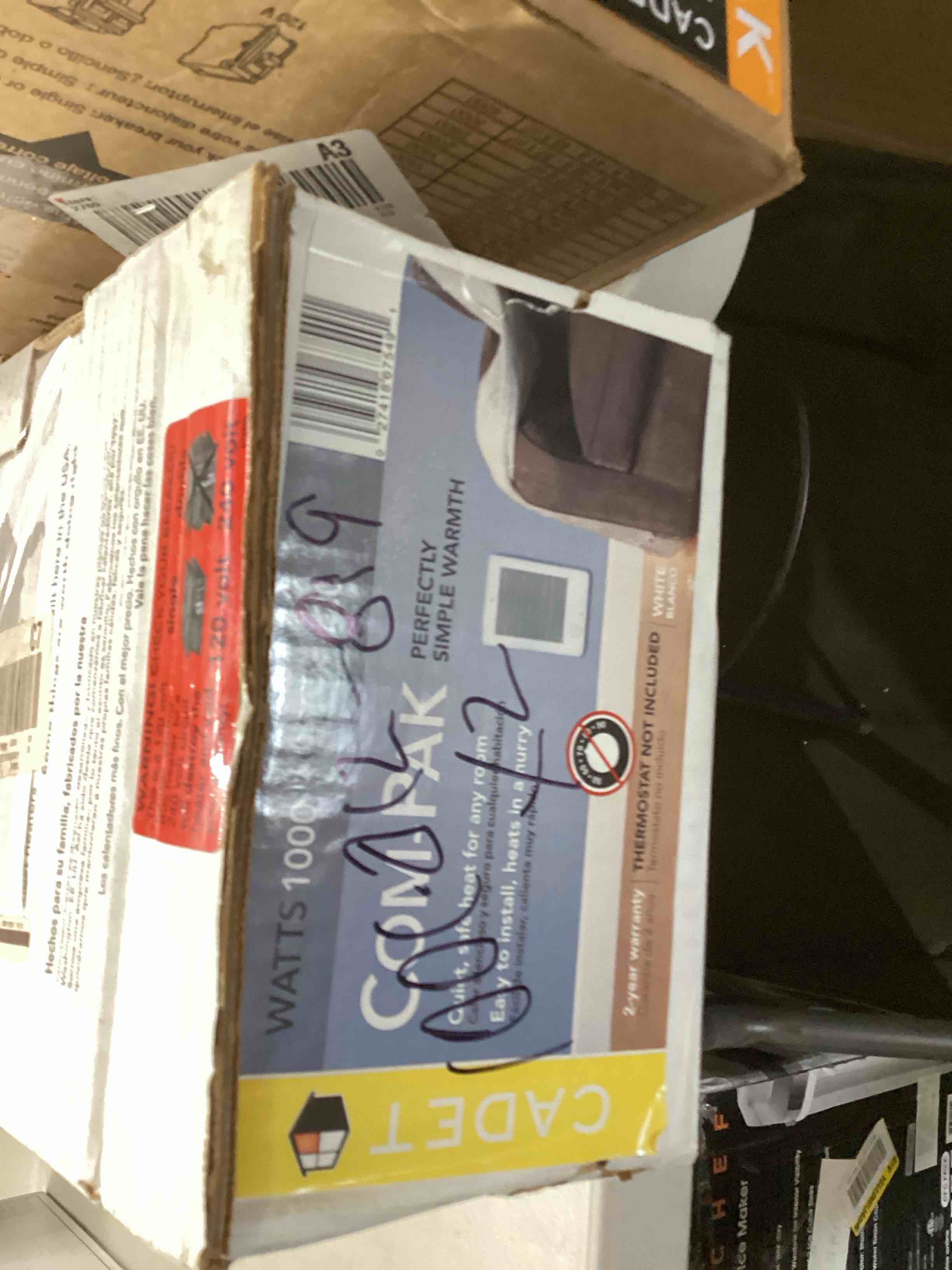 https://s3.amazonaws.com/lotting-images-prod/bidfta/BLU5455584_1709576128866.jpeg