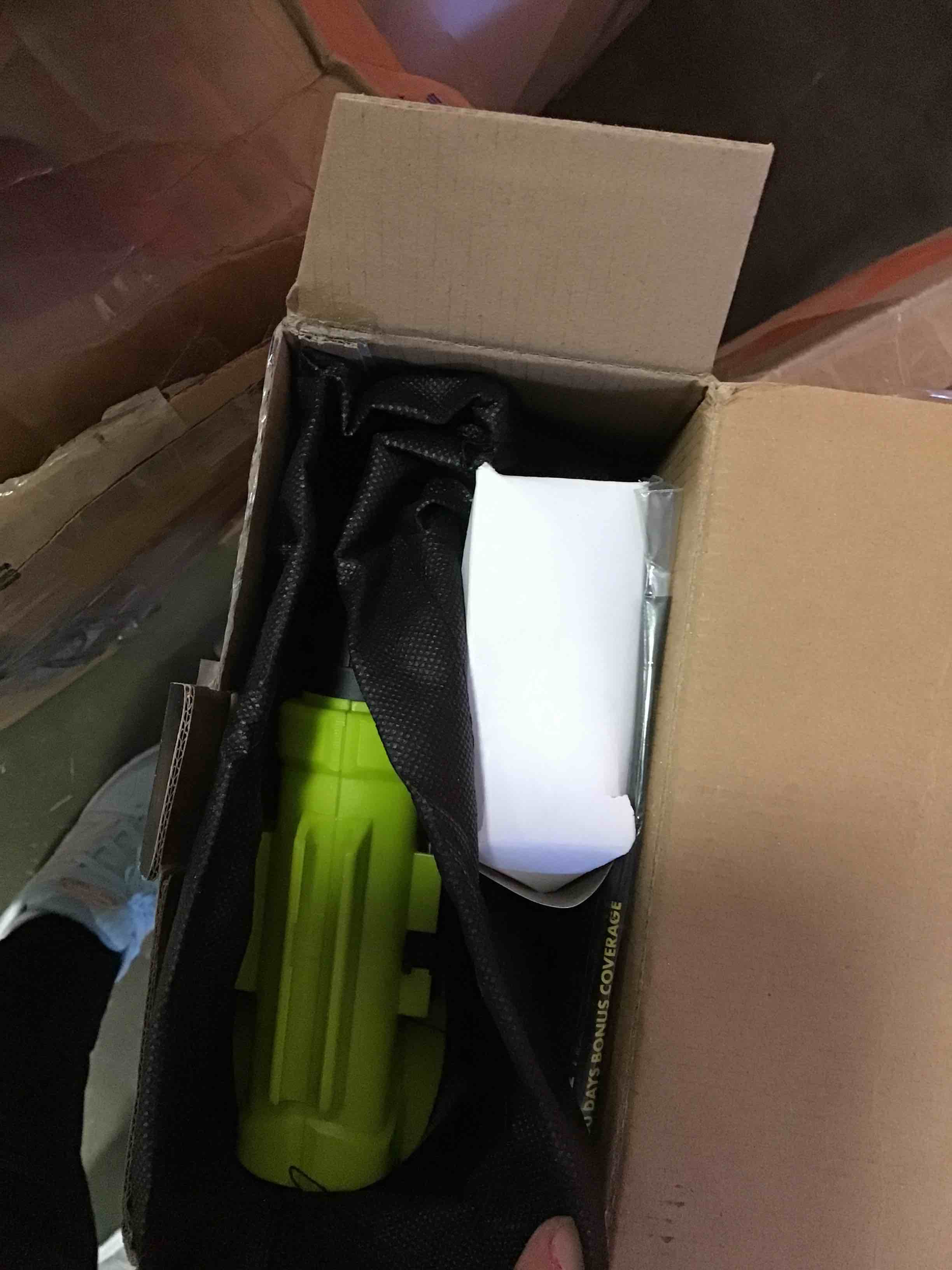 https://s3.amazonaws.com/lotting-images-prod/bidfta/BLU5456291_1698758781408.jpeg