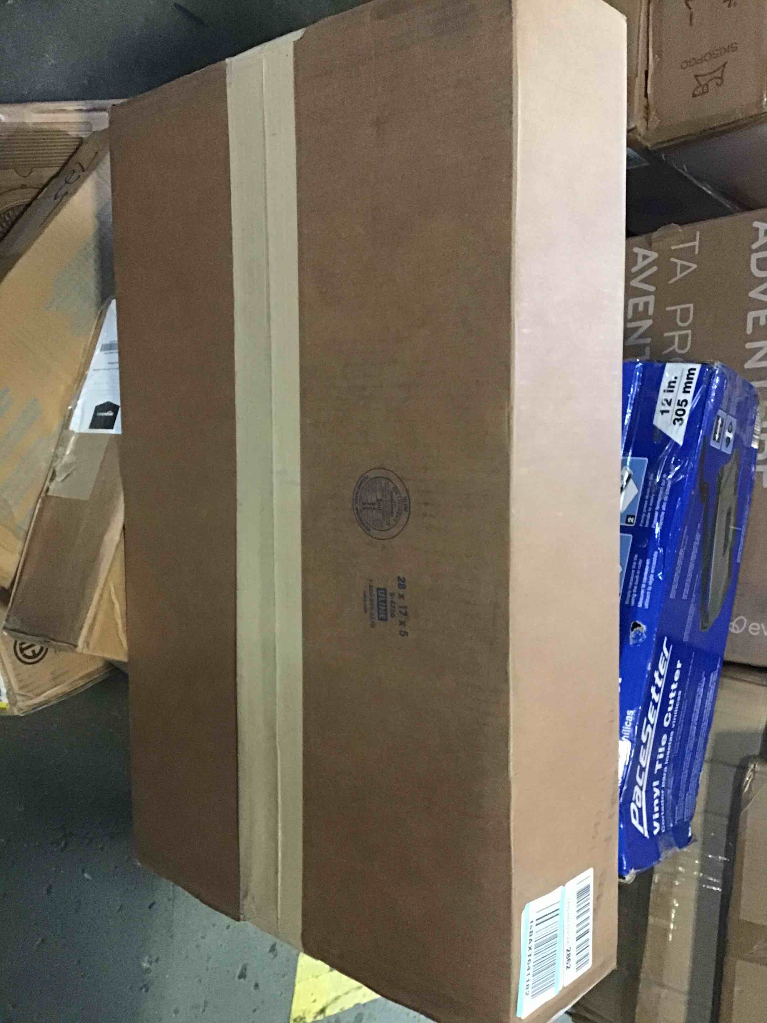 https://s3.amazonaws.com/lotting-images-prod/bidfta/BLU5456519_1698777464957.jpeg