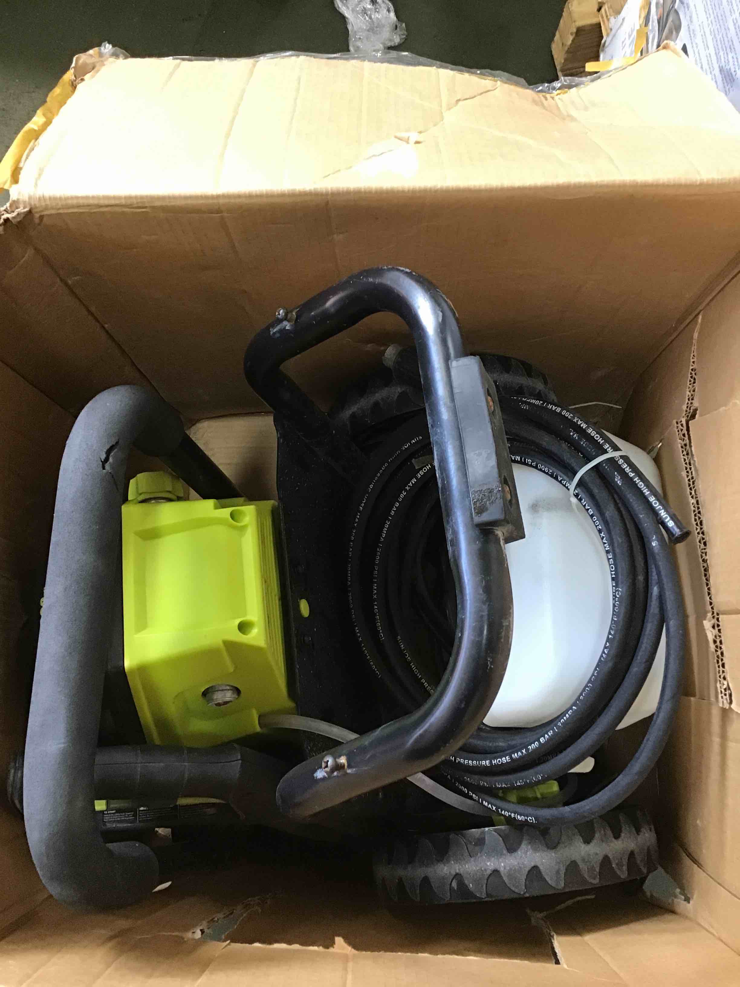 https://s3.amazonaws.com/lotting-images-prod/bidfta/BLU5456710_1698860942435.jpeg