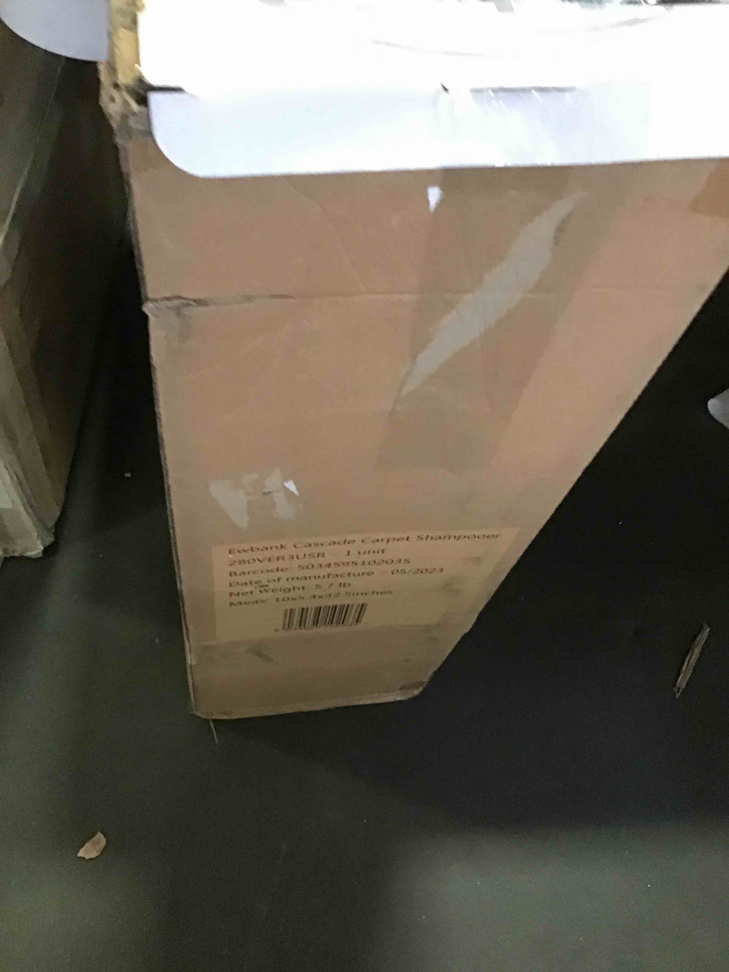 https://s3.amazonaws.com/lotting-images-prod/bidfta/BLU5457711_1698327083044.jpeg