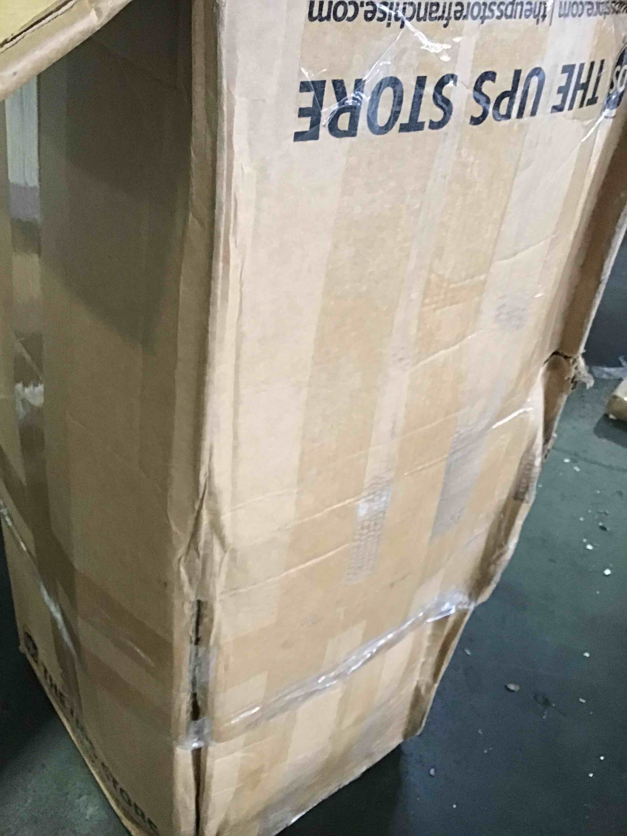 https://s3.amazonaws.com/lotting-images-prod/bidfta/BLU5457829_1698348212589.jpeg