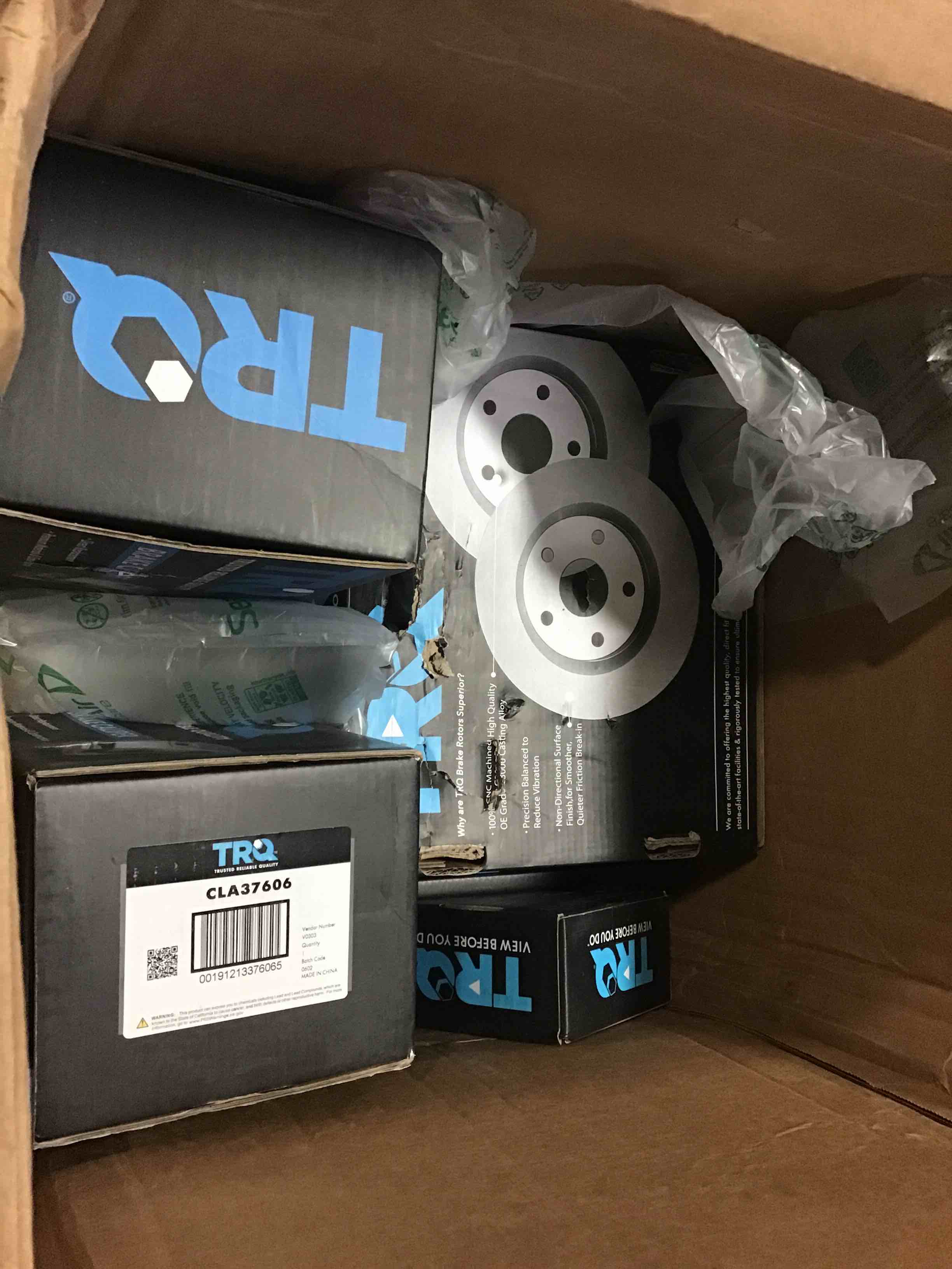 https://s3.amazonaws.com/lotting-images-prod/bidfta/BLU5457844_1698351046773.jpeg