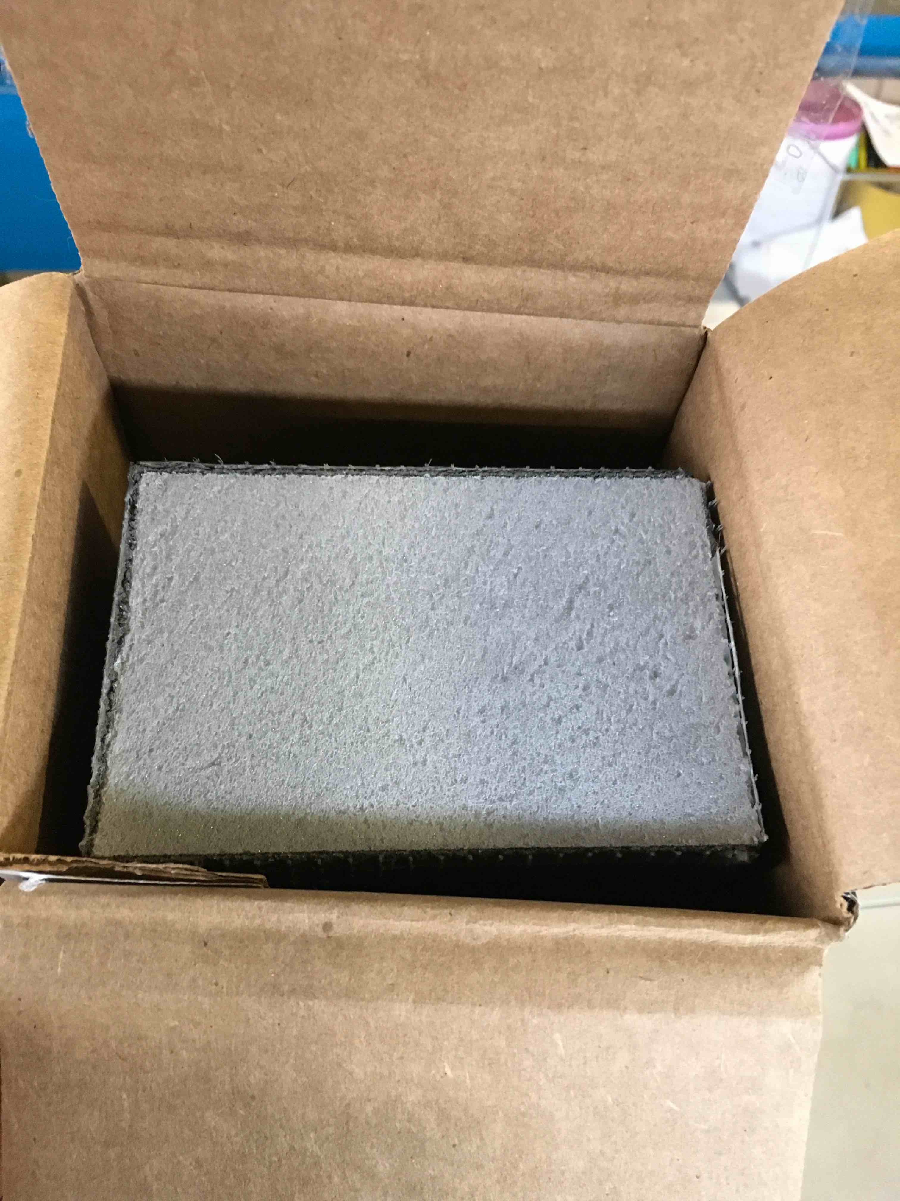 https://s3.amazonaws.com/lotting-images-prod/bidfta/BLU5458471_1698929125339.jpeg