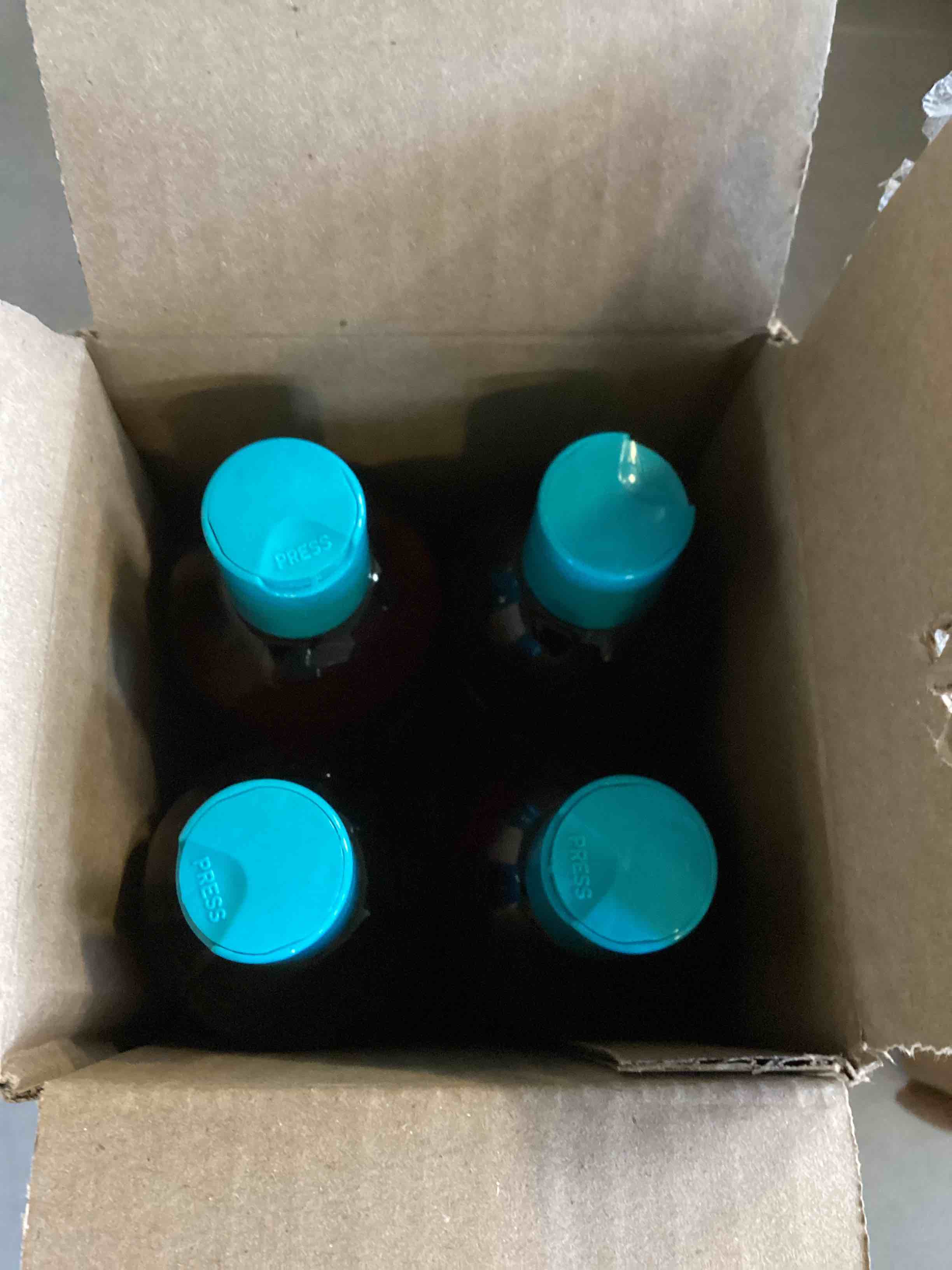https://s3.amazonaws.com/lotting-images-prod/bidfta/BLU5458891_1699559607680.jpeg
