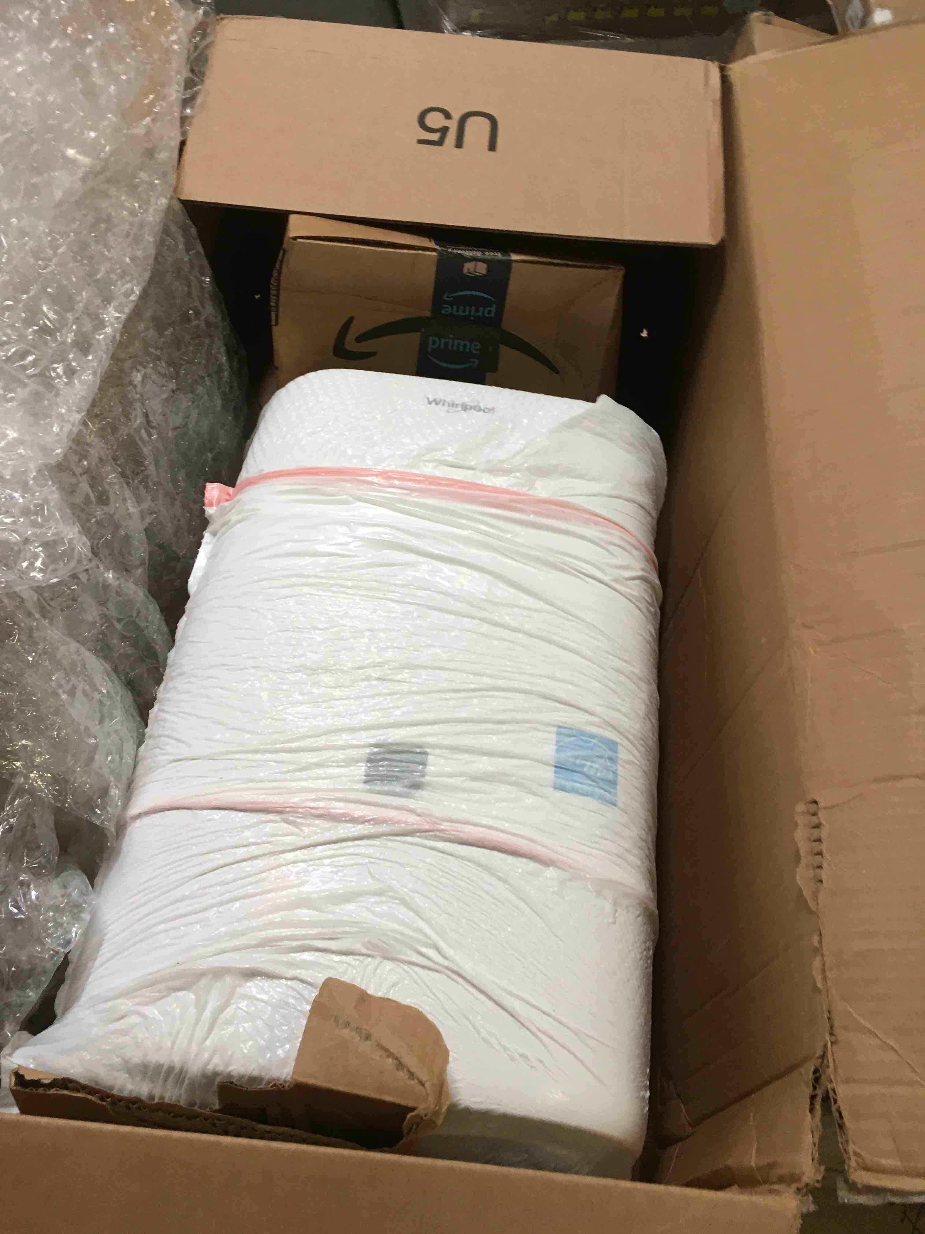 https://s3.amazonaws.com/lotting-images-prod/bidfta/BLU5459162_1698171293968.jpeg
