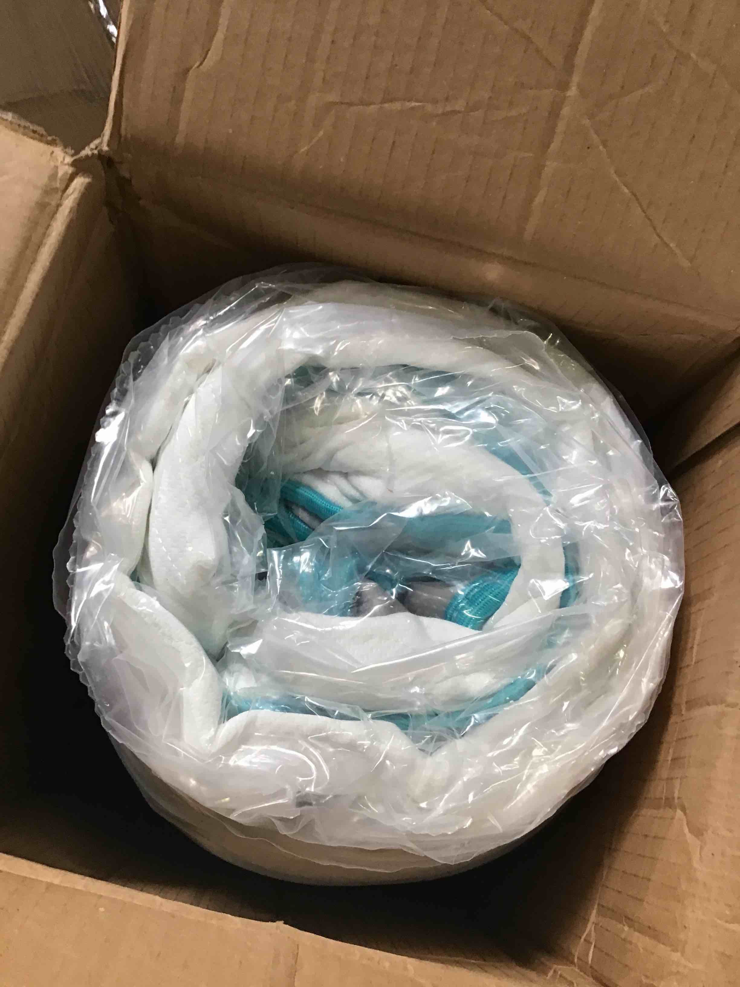 https://s3.amazonaws.com/lotting-images-prod/bidfta/BLU5459504_1698341709725.jpeg