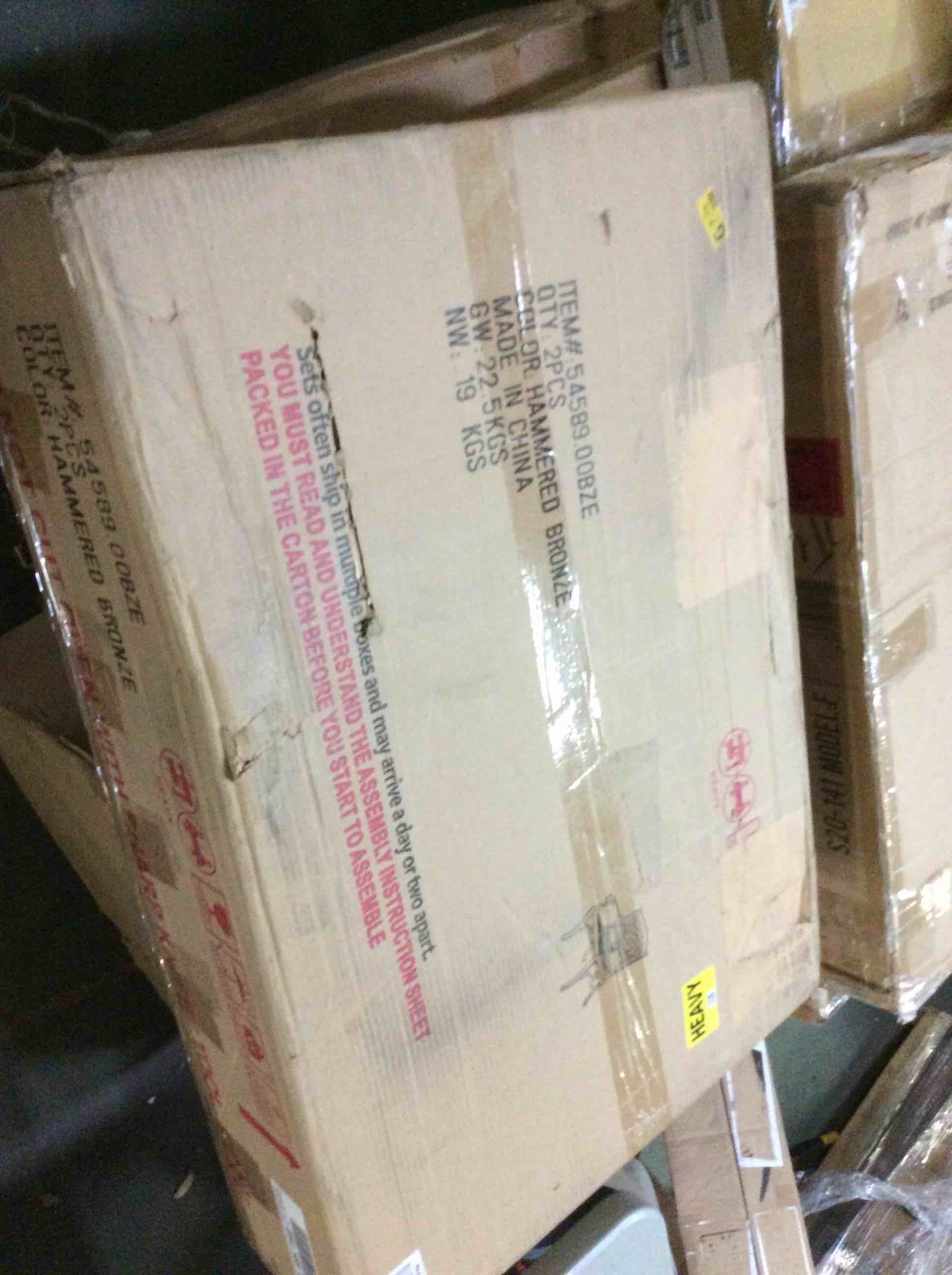 https://s3.amazonaws.com/lotting-images-prod/bidfta/BLU5459908_1698694559152.jpeg