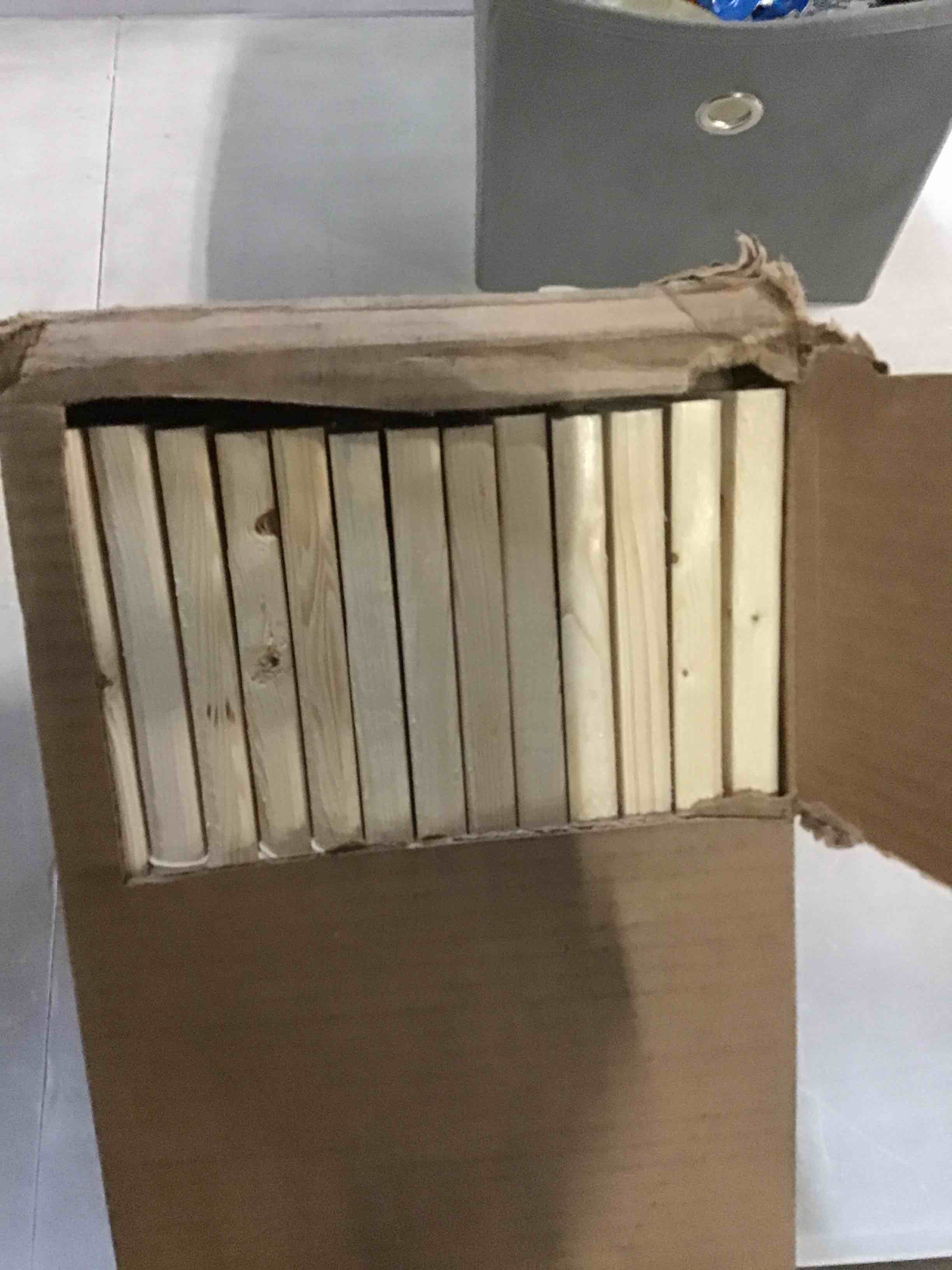 https://s3.amazonaws.com/lotting-images-prod/bidfta/BLU5460530_1698323557315.jpeg