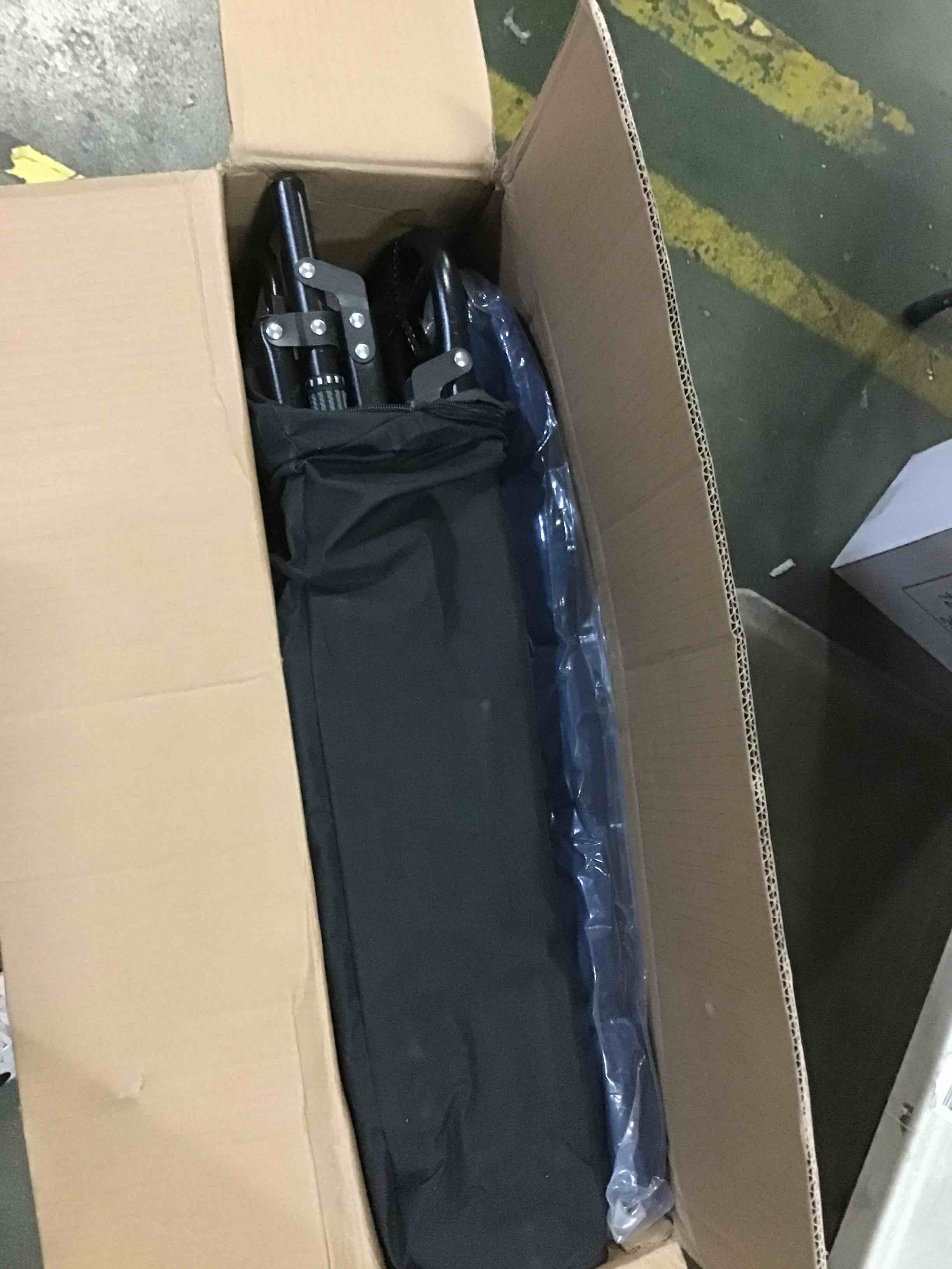 https://s3.amazonaws.com/lotting-images-prod/bidfta/BLU5460721_1698412001238.jpeg