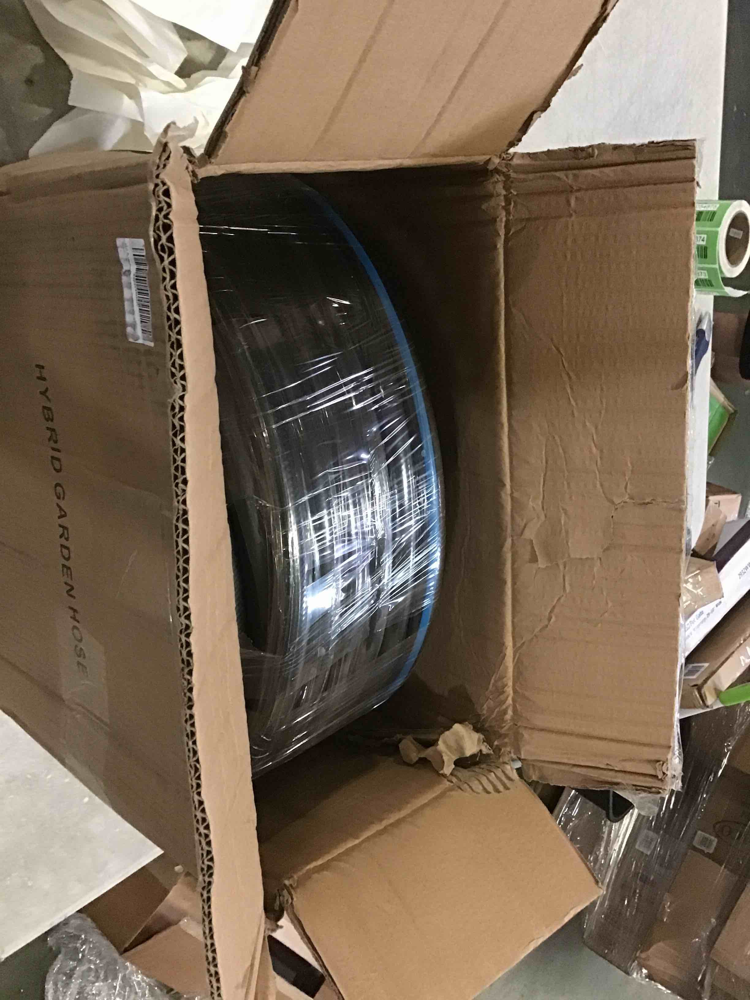 https://s3.amazonaws.com/lotting-images-prod/bidfta/BLU5460841_1698437750623.jpeg