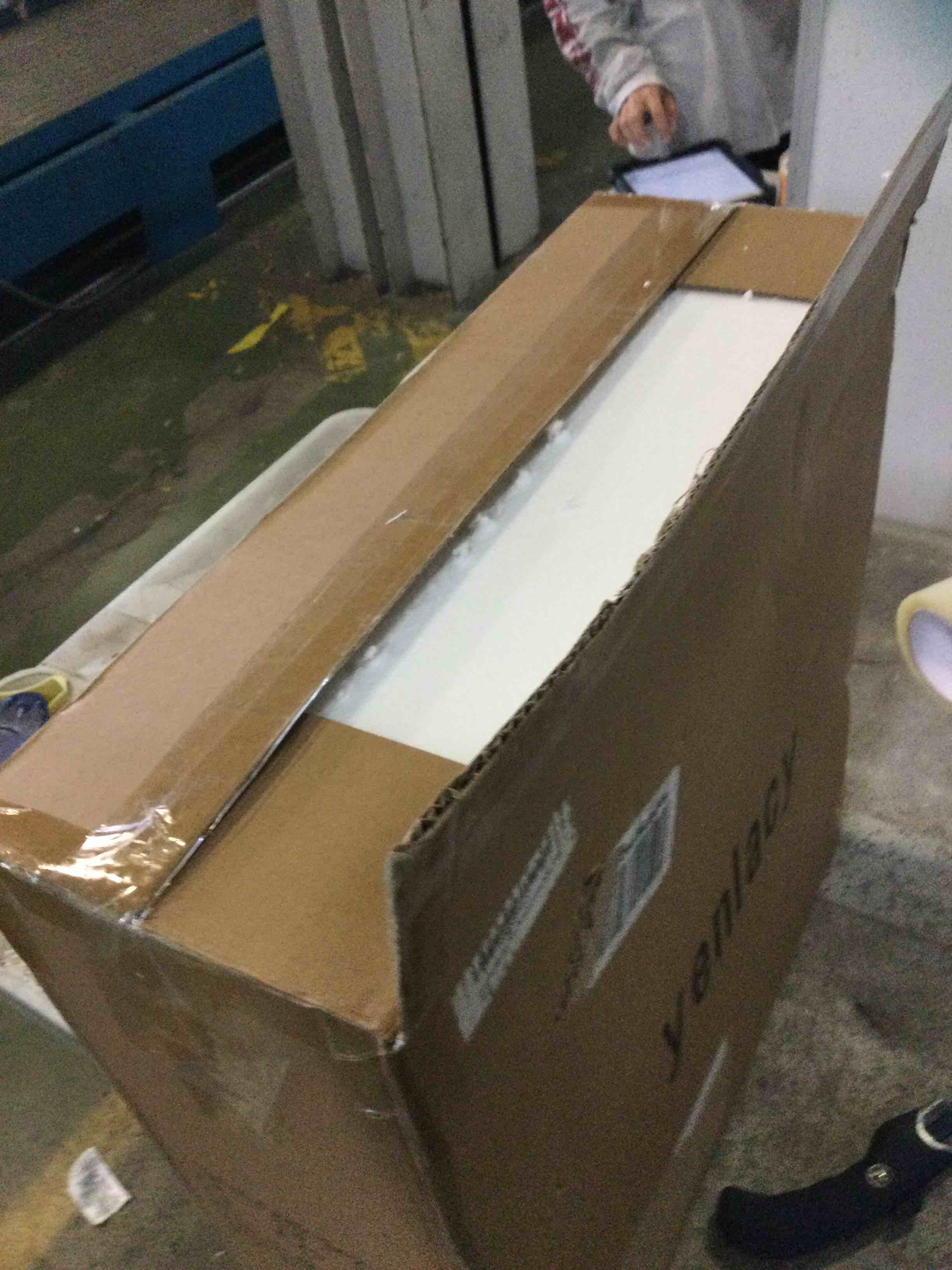 https://s3.amazonaws.com/lotting-images-prod/bidfta/BLU5461162_1698776986043.jpeg