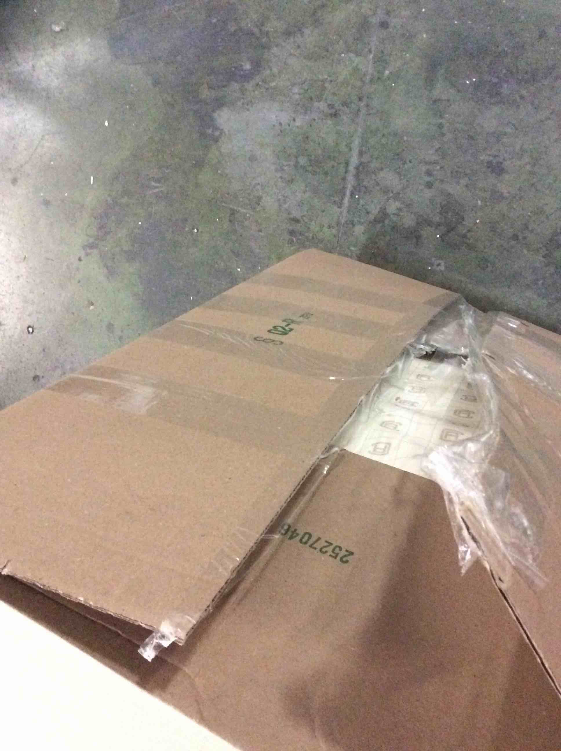 https://s3.amazonaws.com/lotting-images-prod/bidfta/BLU5461276_1698859022548.jpeg