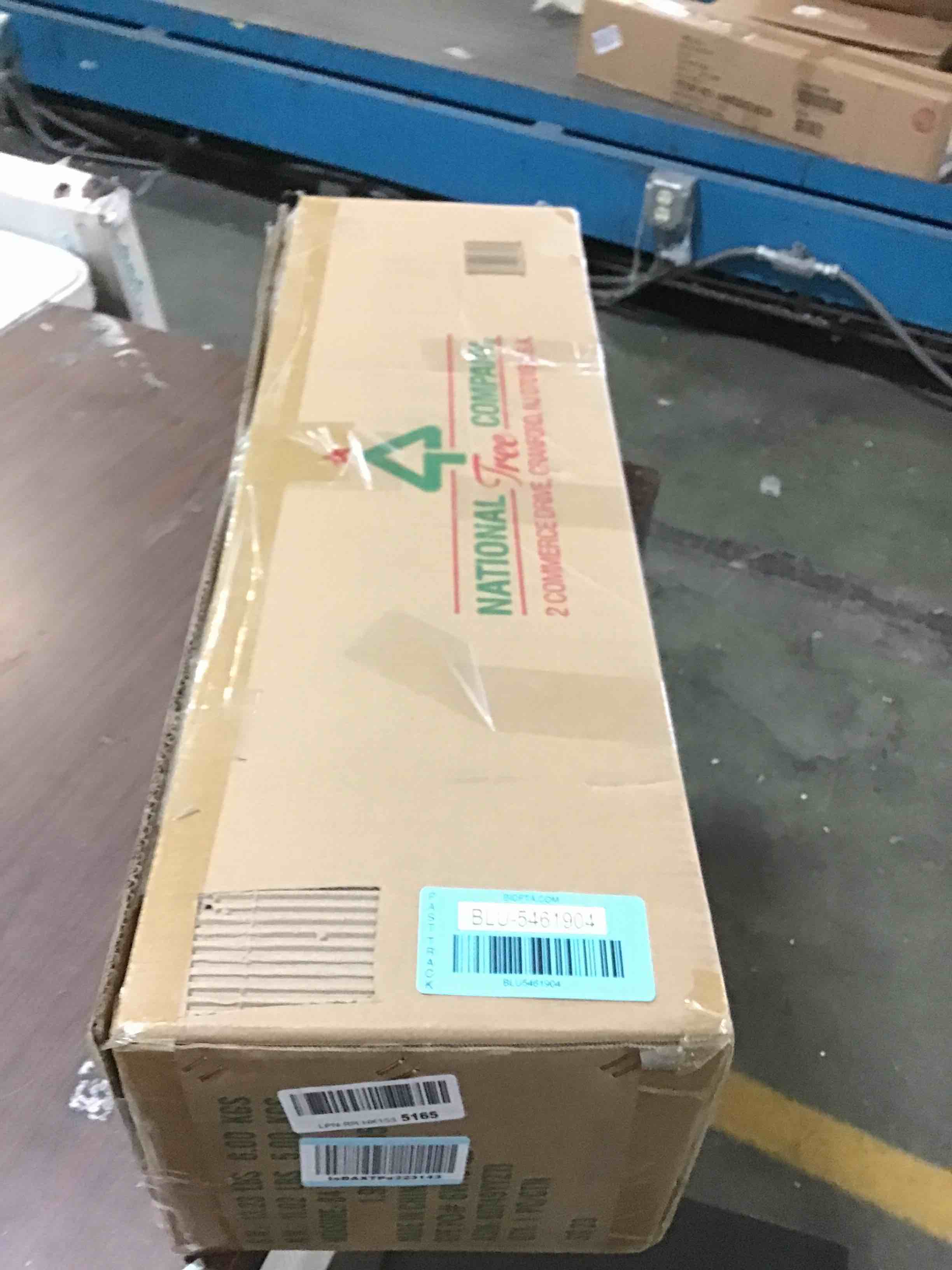 https://s3.amazonaws.com/lotting-images-prod/bidfta/BLU5461904_1699367710168.jpeg