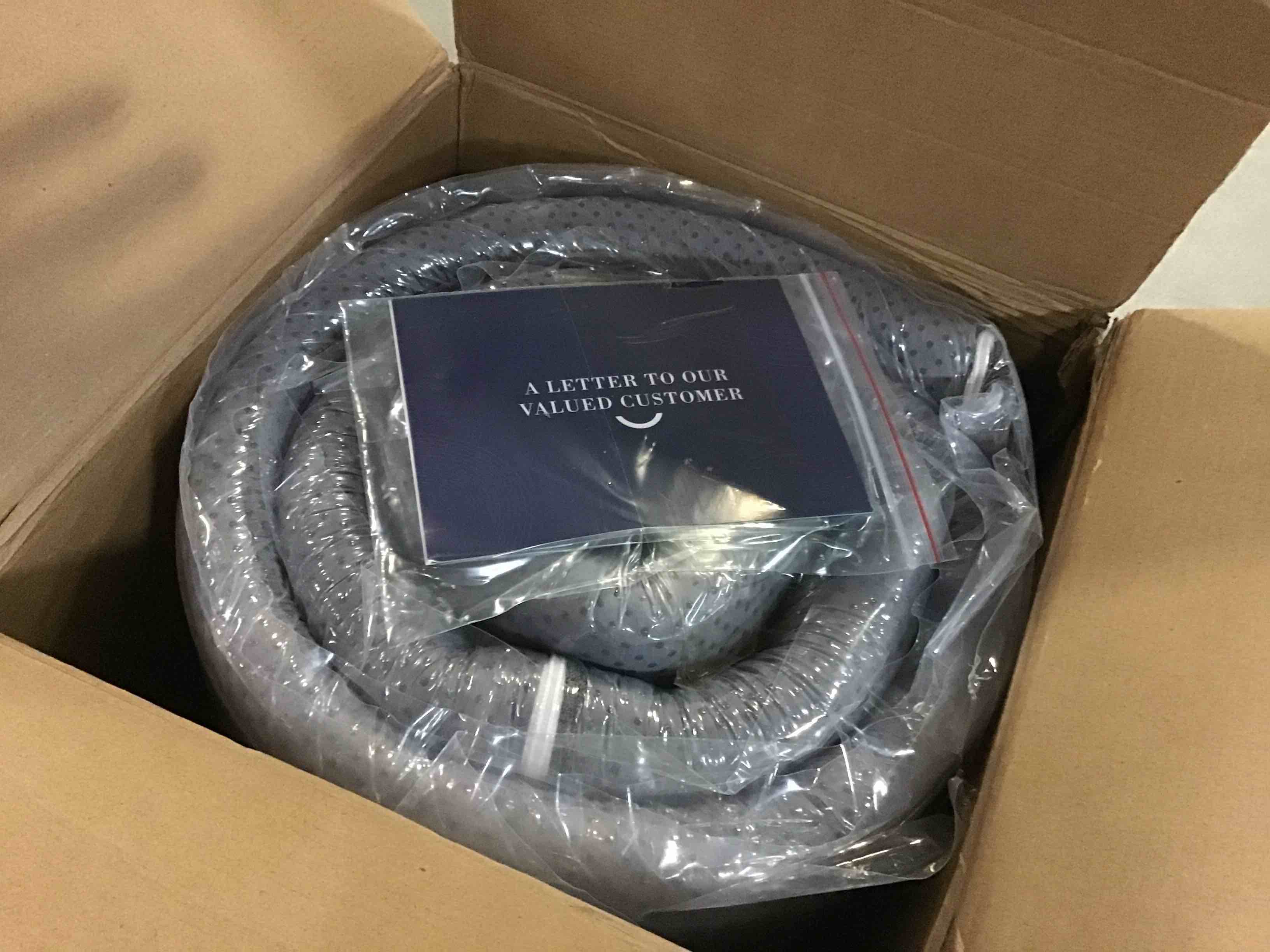 https://s3.amazonaws.com/lotting-images-prod/bidfta/BLU5461989_1698248472135.jpeg