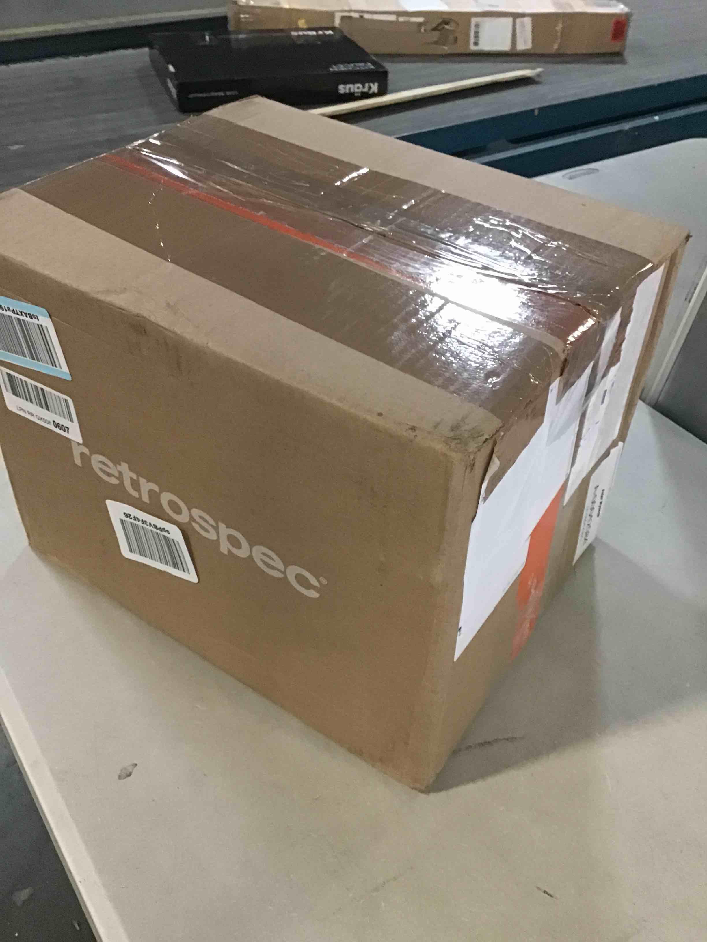 https://s3.amazonaws.com/lotting-images-prod/bidfta/BLU5462166_1698325813932.jpeg