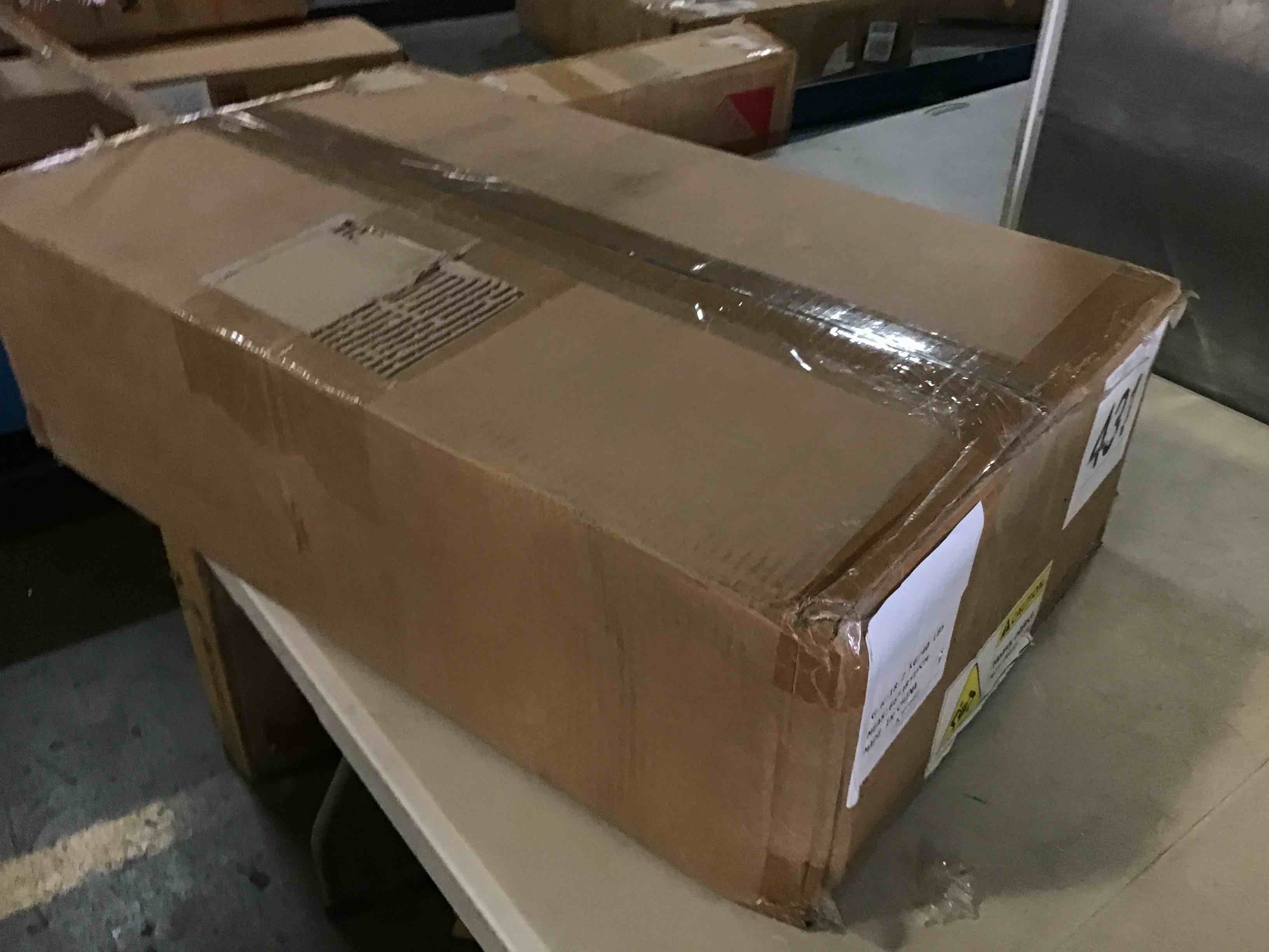 https://s3.amazonaws.com/lotting-images-prod/bidfta/BLU5462318_1698345523645.jpeg