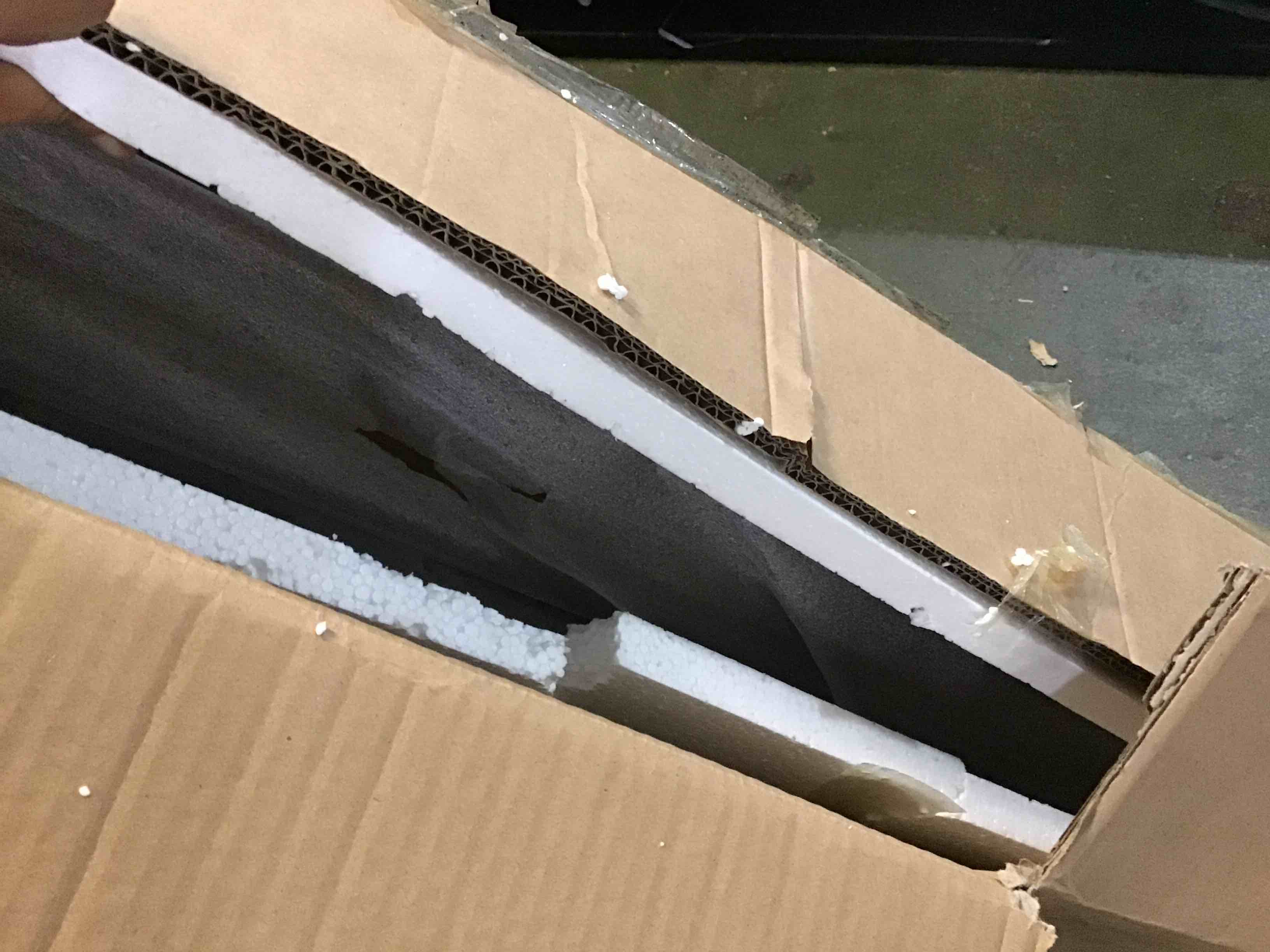 https://s3.amazonaws.com/lotting-images-prod/bidfta/BLU5462573_1698436499256.jpeg