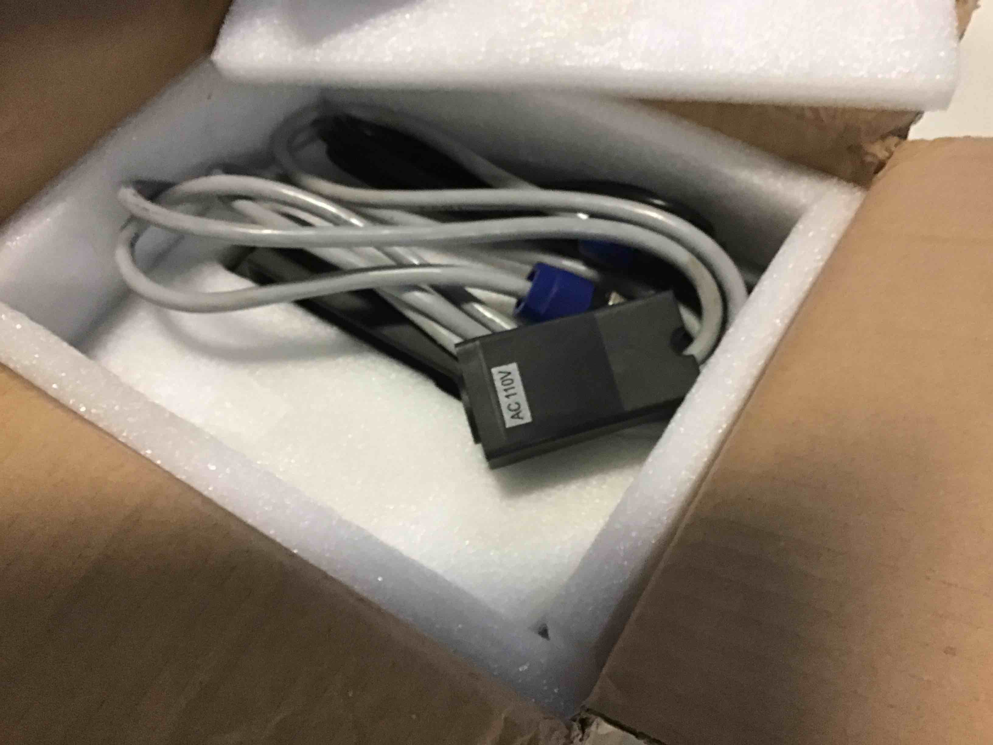 https://s3.amazonaws.com/lotting-images-prod/bidfta/BLU5462737_1698688953202.jpeg