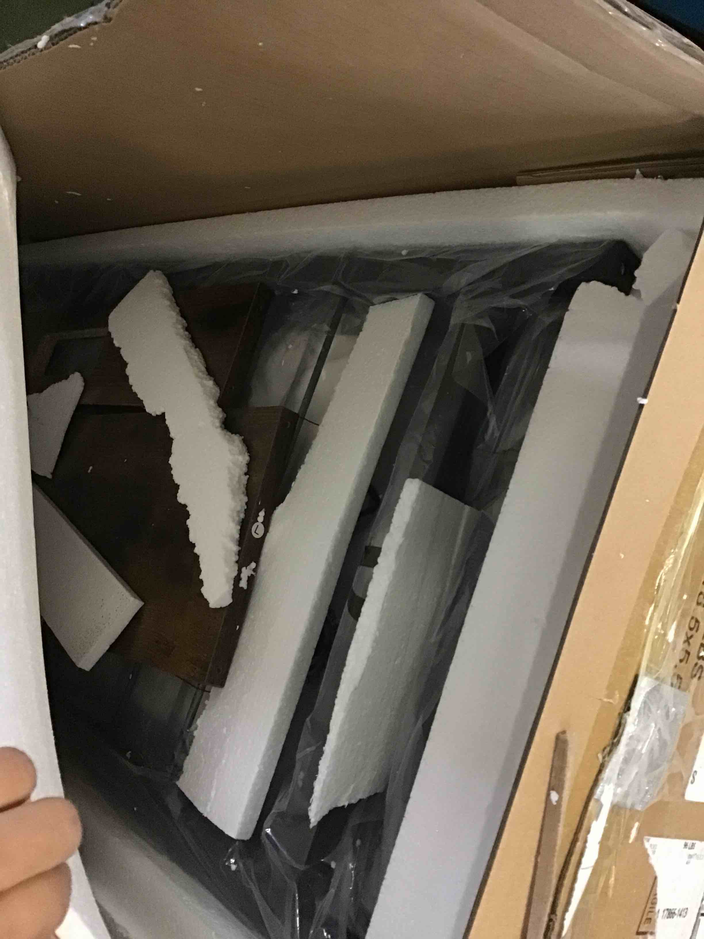 https://s3.amazonaws.com/lotting-images-prod/bidfta/BLU5463222_1698851281458.jpeg