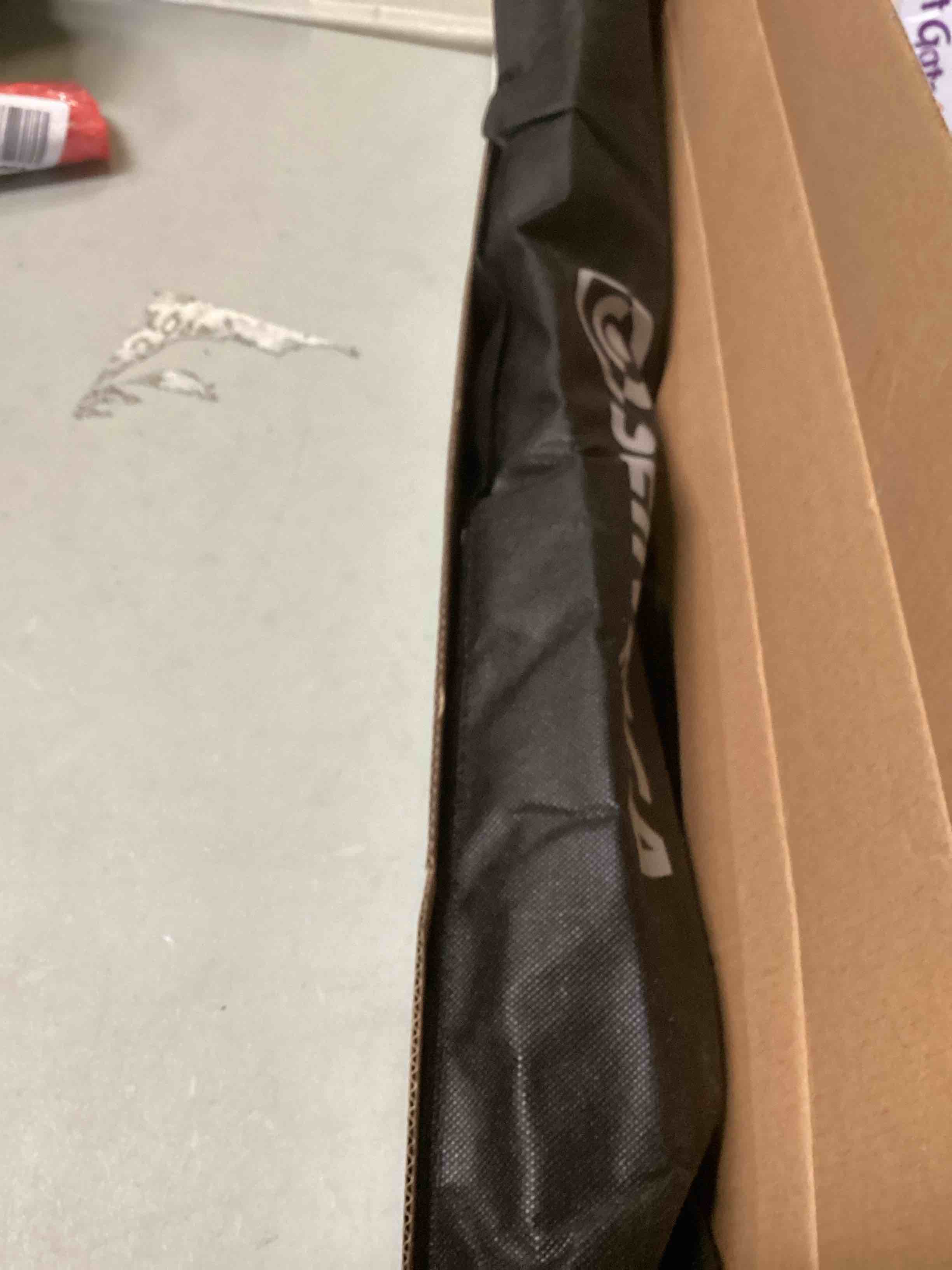 https://s3.amazonaws.com/lotting-images-prod/bidfta/BLU5464774_1700075814439.jpeg