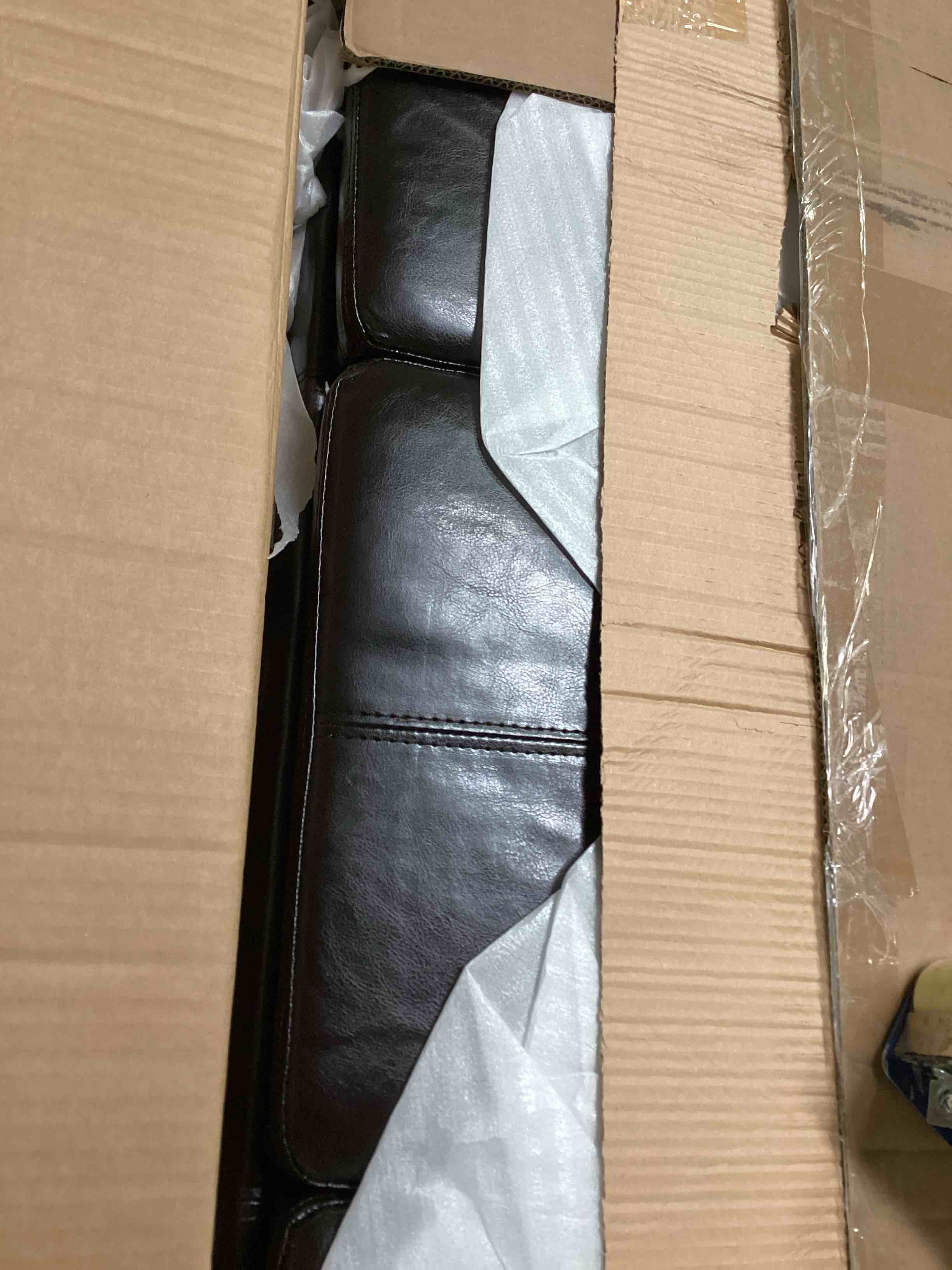 https://s3.amazonaws.com/lotting-images-prod/bidfta/BLU5464903_1700154167828.jpeg