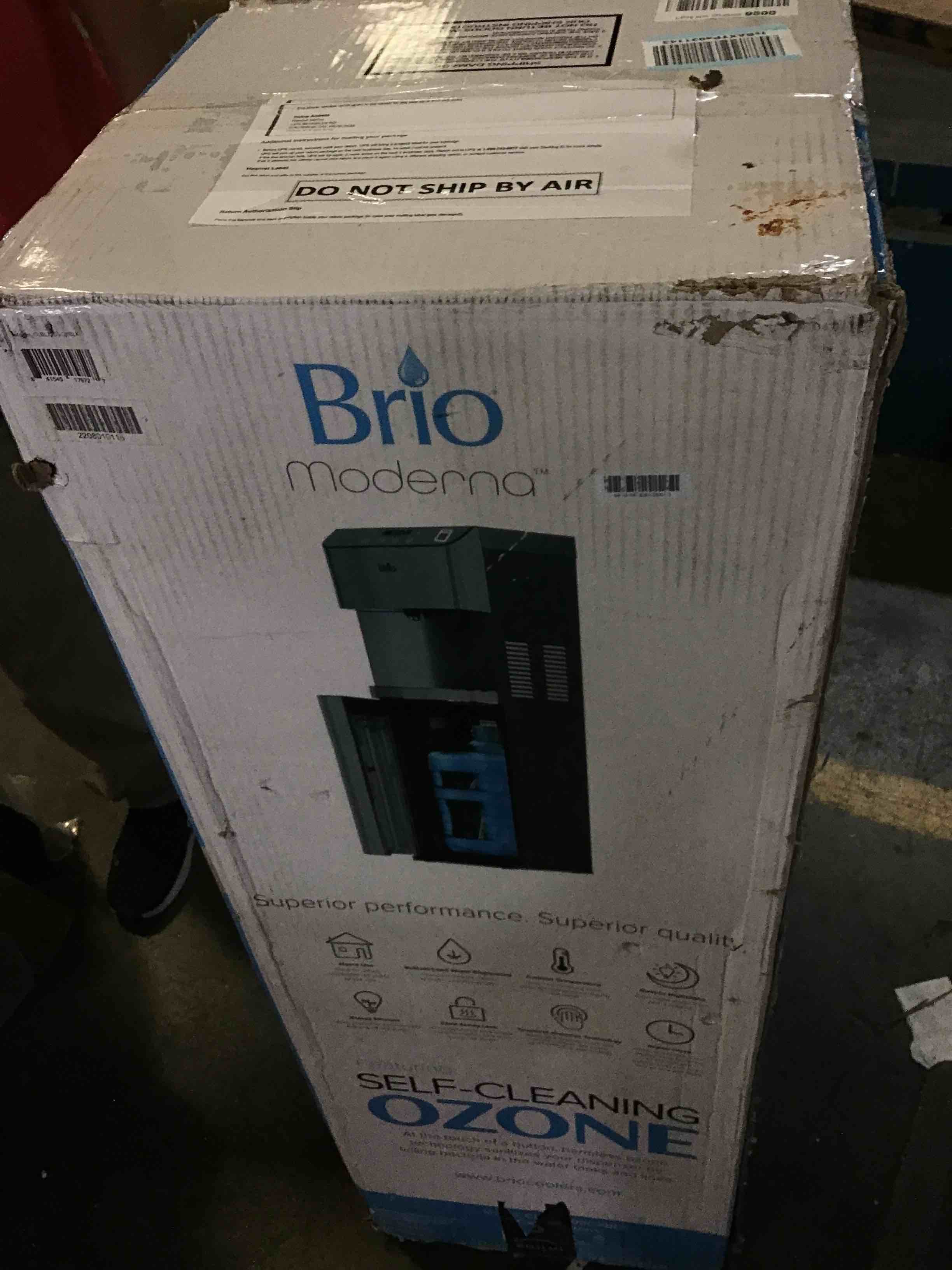 https://s3.amazonaws.com/lotting-images-prod/bidfta/BLU5465213_1698177869181.jpeg