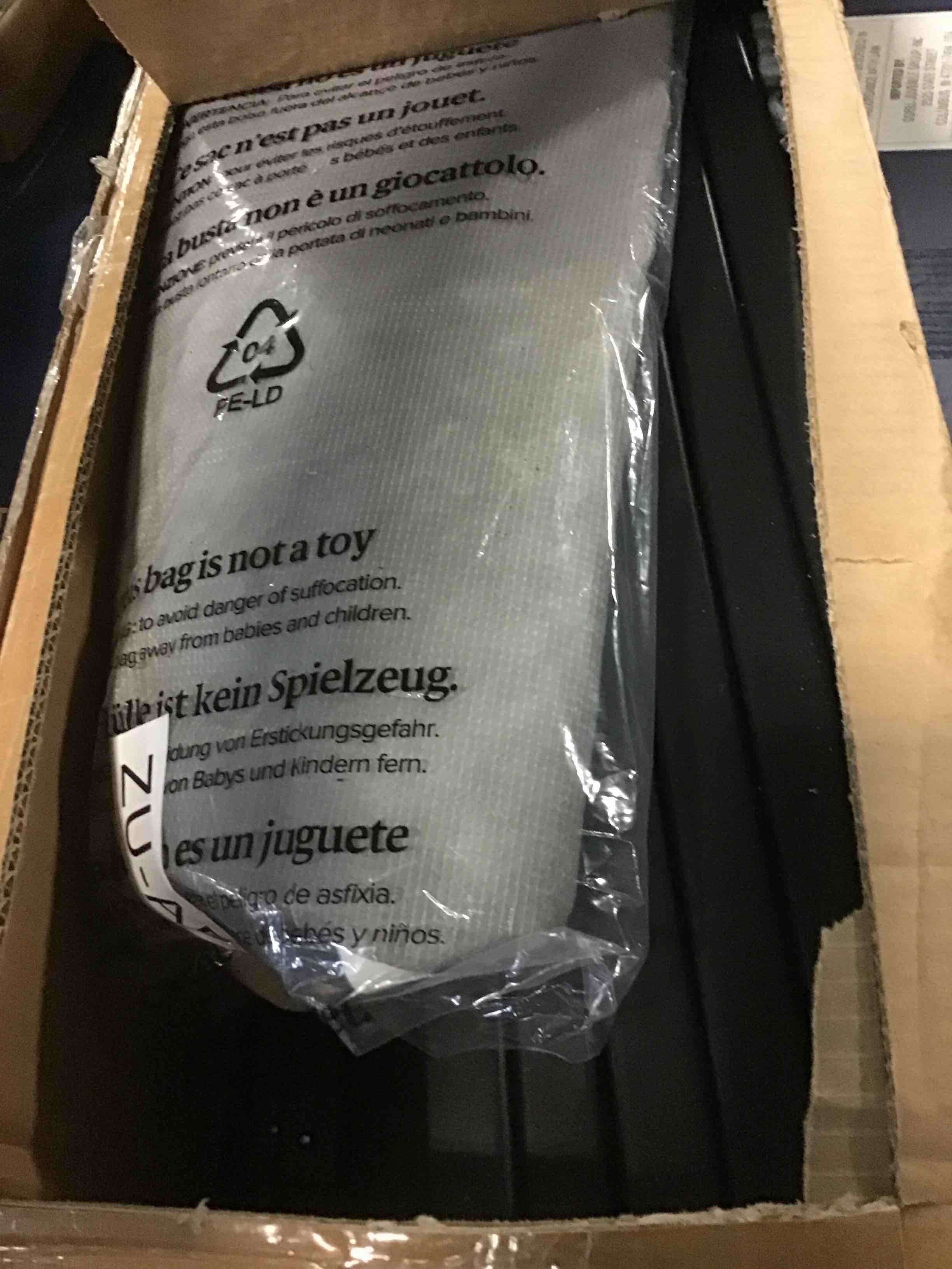 https://s3.amazonaws.com/lotting-images-prod/bidfta/BLU5465443_1698409966925.jpeg