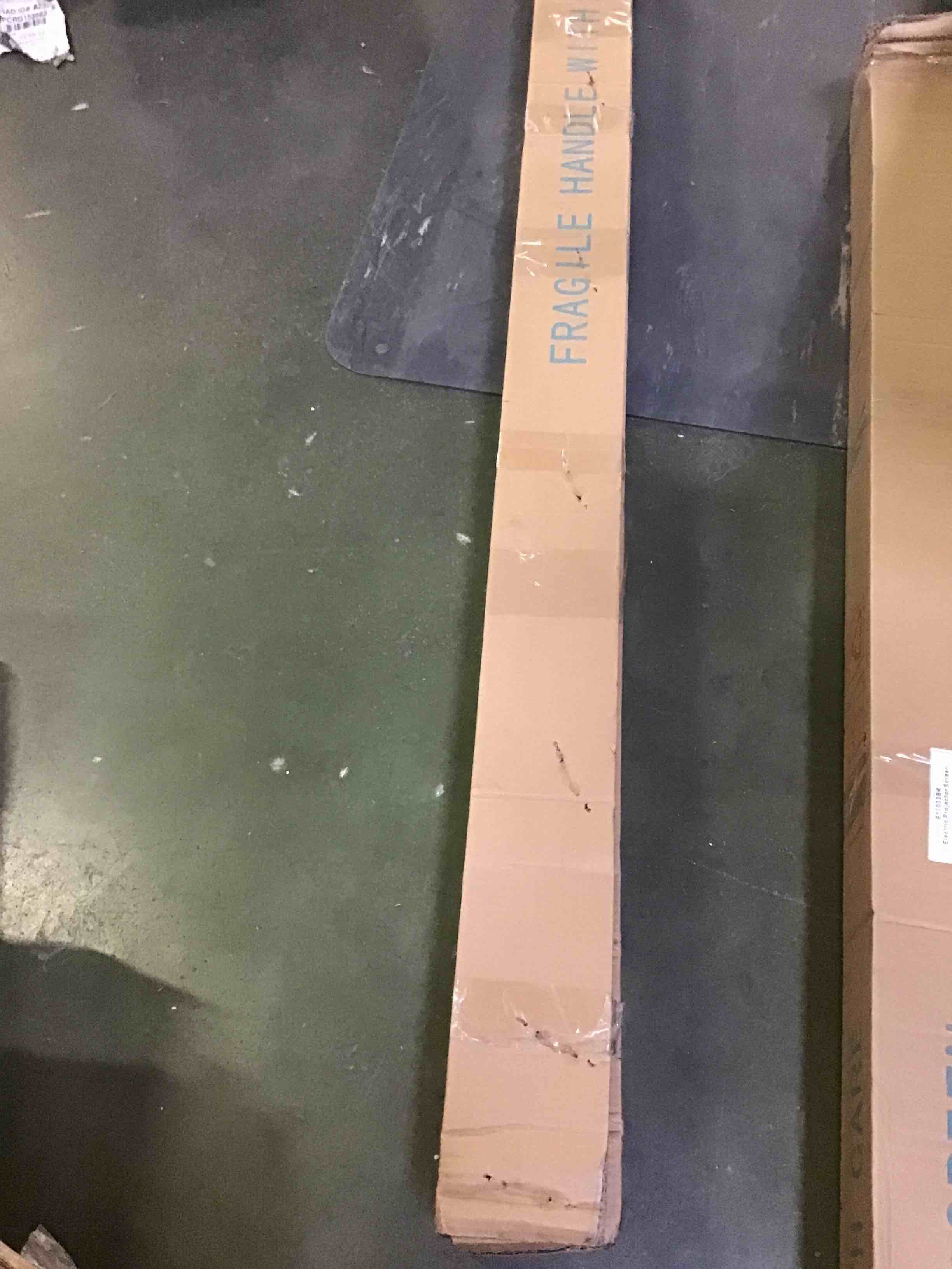 https://s3.amazonaws.com/lotting-images-prod/bidfta/BLU5466698_1698343089141.jpeg