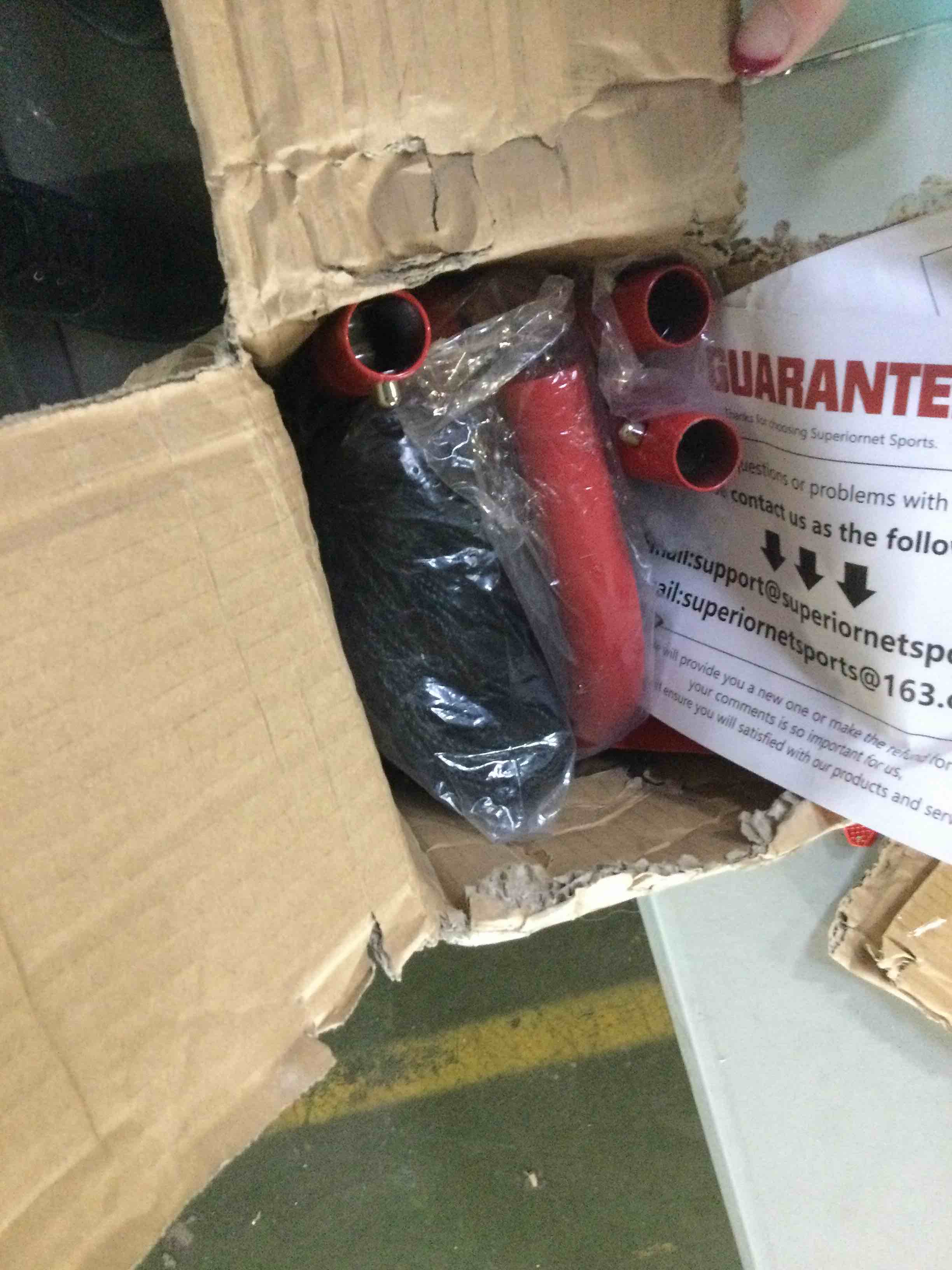 https://s3.amazonaws.com/lotting-images-prod/bidfta/BLU5467303_1698930039821.jpeg