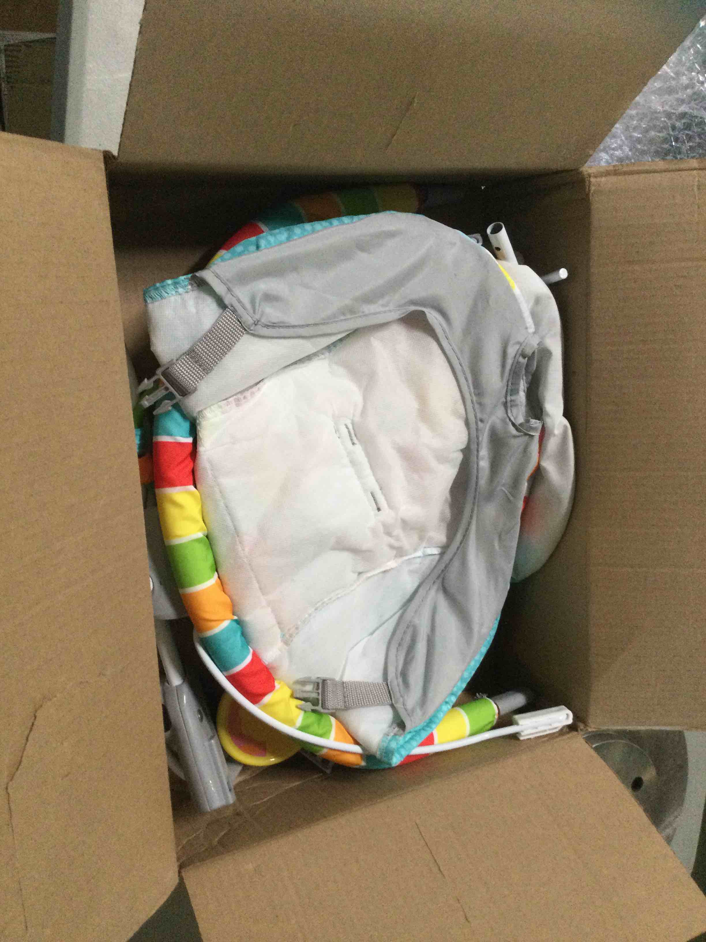 https://s3.amazonaws.com/lotting-images-prod/bidfta/BLU5467382_1698942136265.jpeg