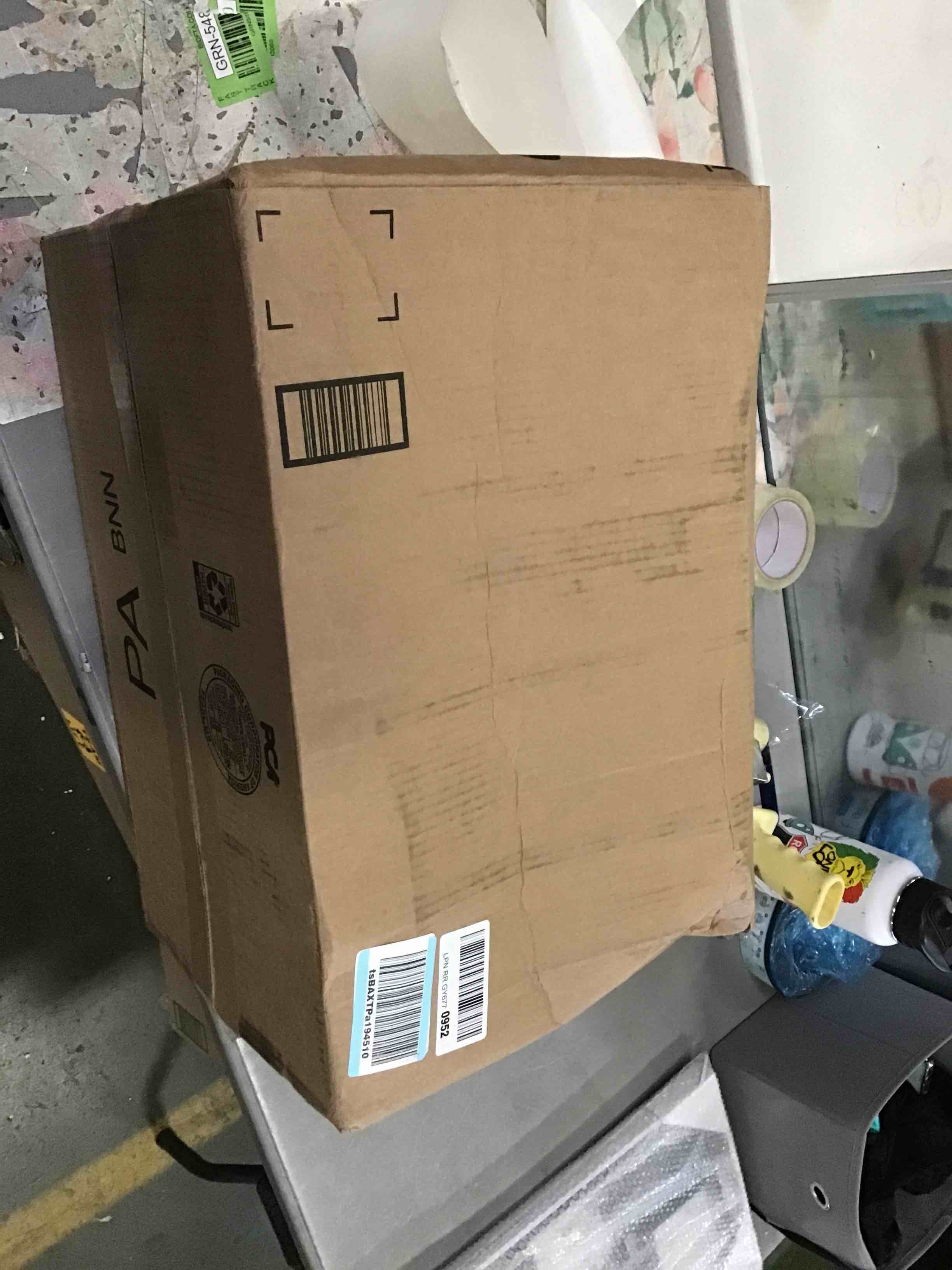 https://s3.amazonaws.com/lotting-images-prod/bidfta/BLU5467843_1699365720194.jpeg
