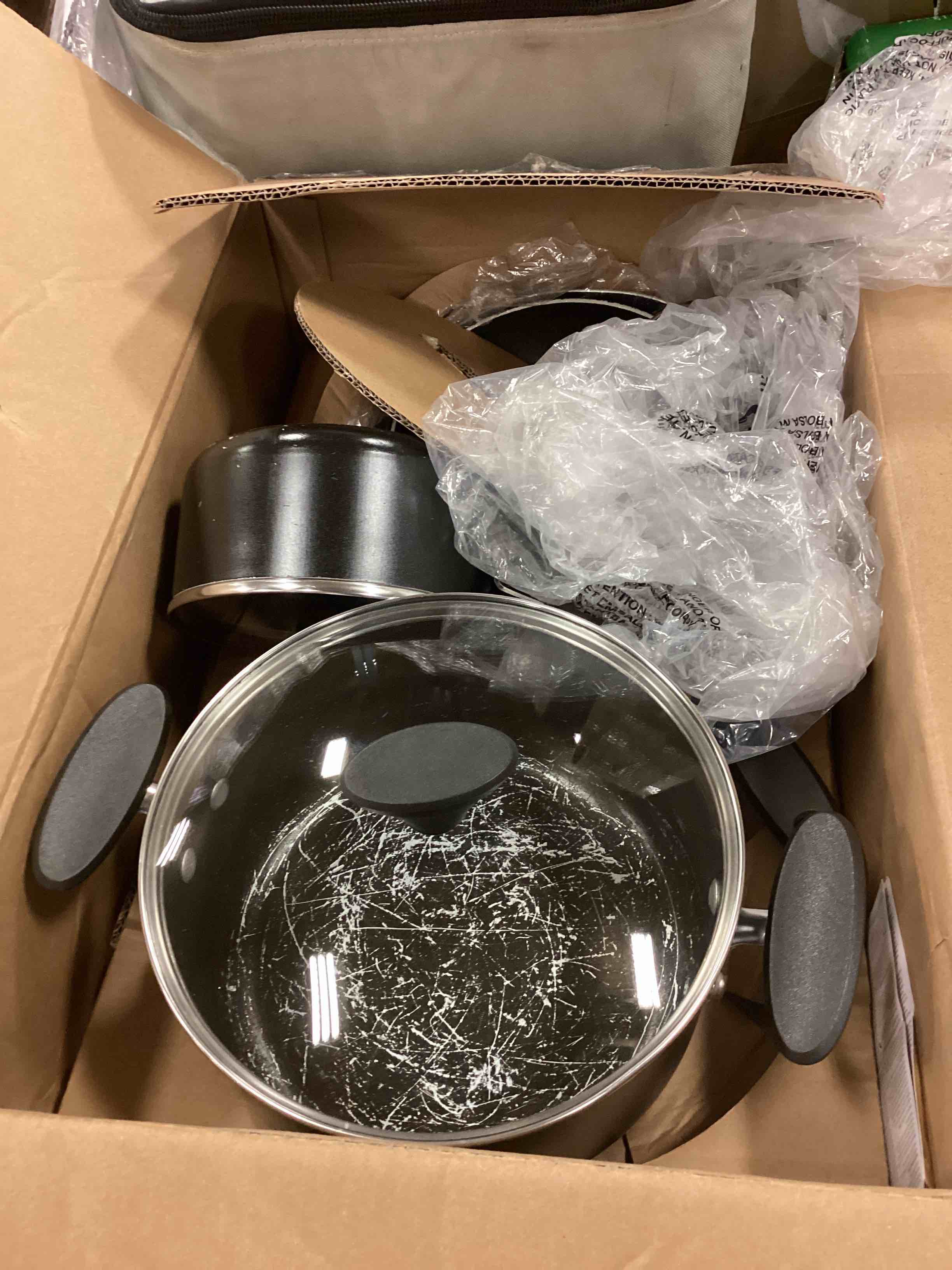 Paris Hilton Iconic Nonstick Pots and Pans Set, Multilayer Nonstick Coating, Matching Lids With