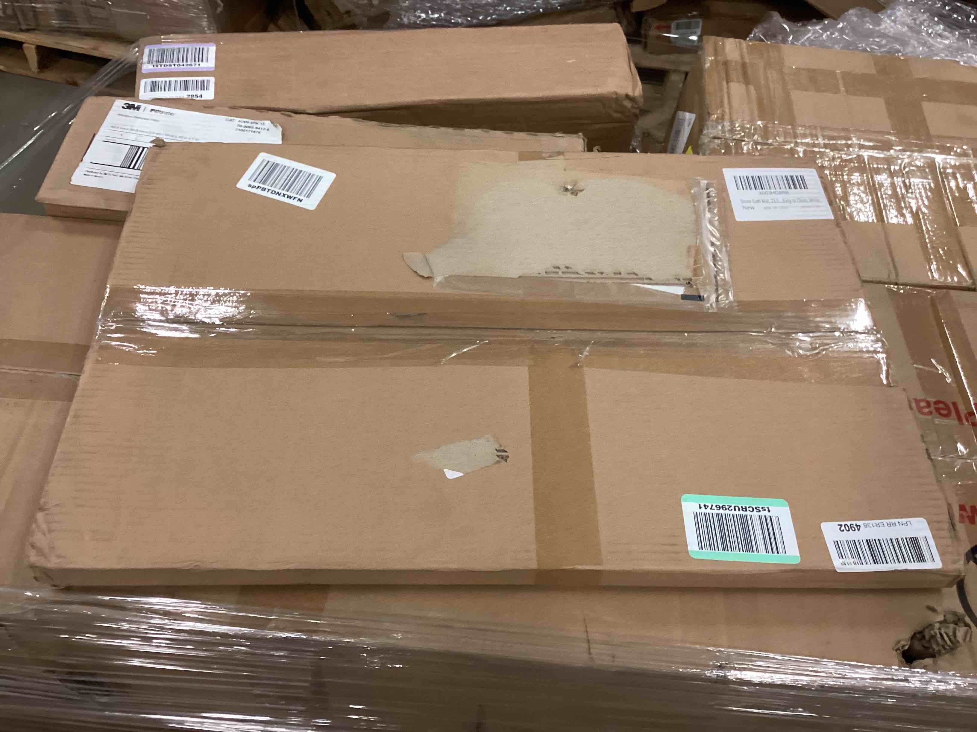 https://s3.amazonaws.com/lotting-images-prod/bidfta/BLU5472797_1700585145098.jpeg
