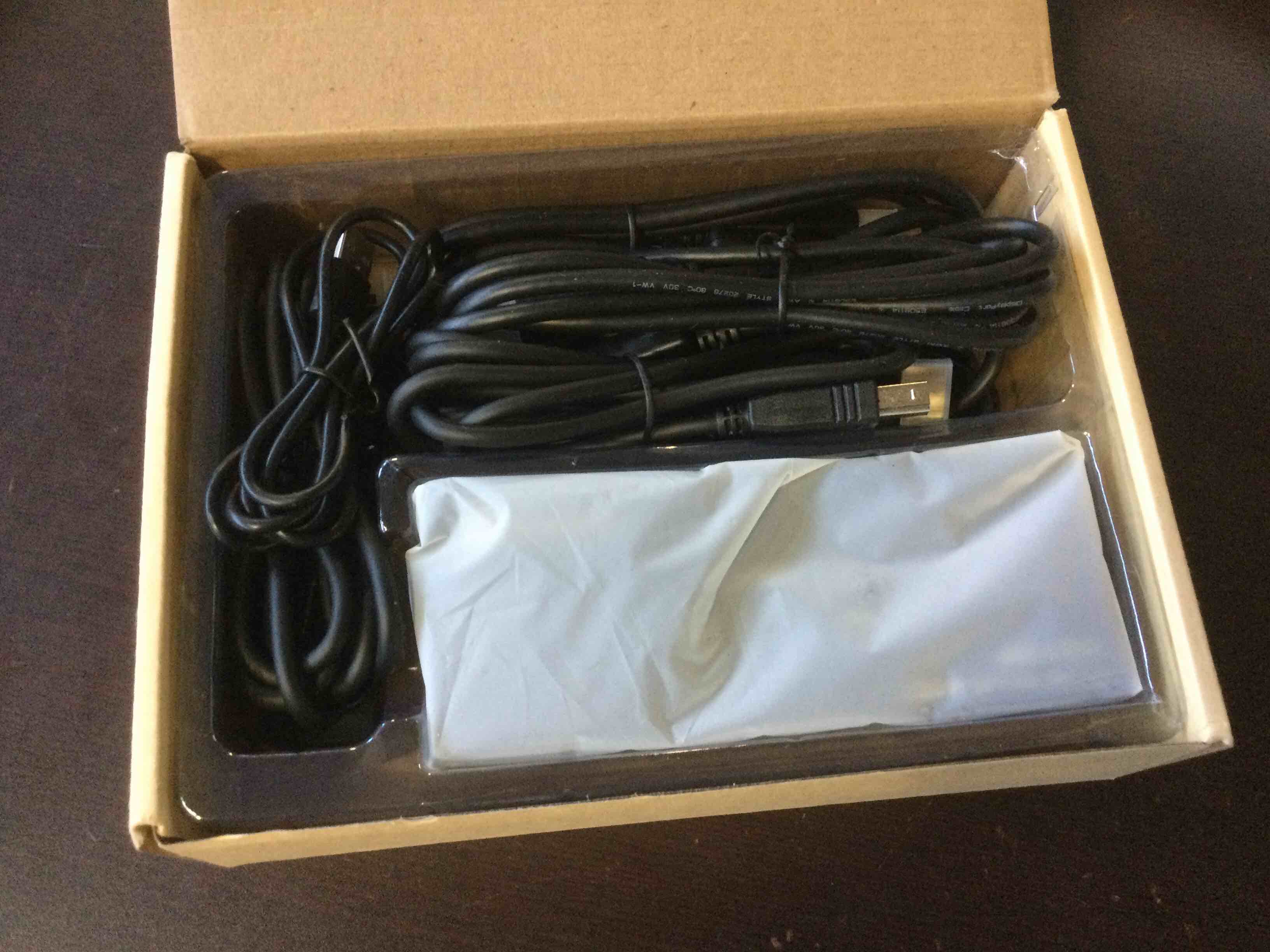 https://s3.amazonaws.com/lotting-images-prod/bidfta/BLU5481227_1701354521494.jpeg
