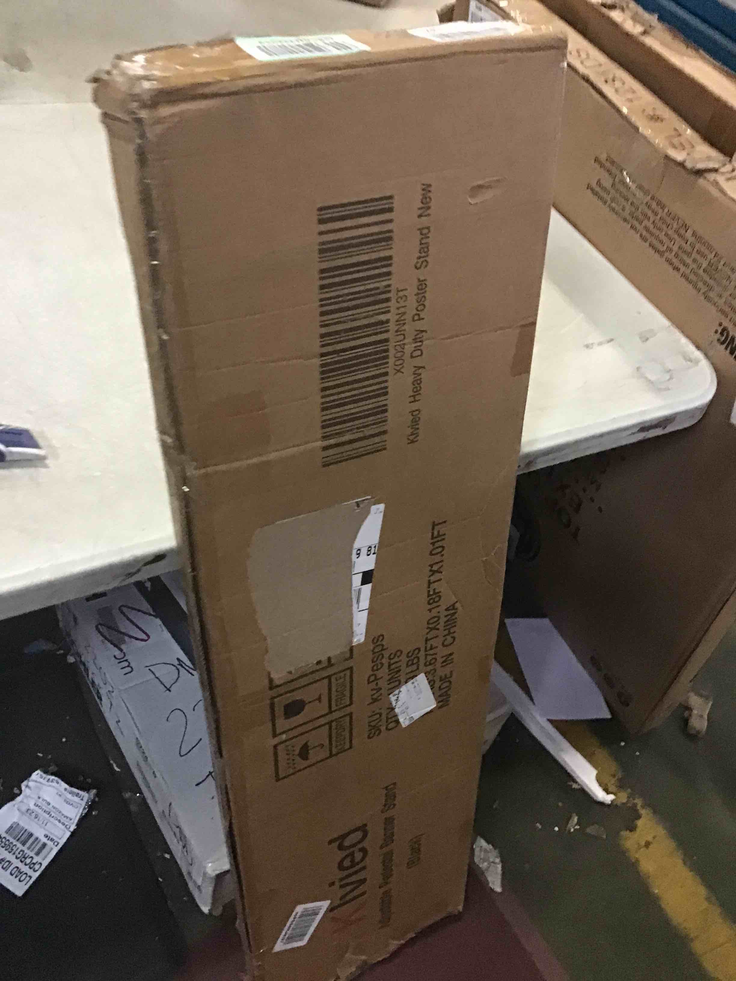 https://s3.amazonaws.com/lotting-images-prod/bidfta/BLU5481604_1700255216767.jpeg