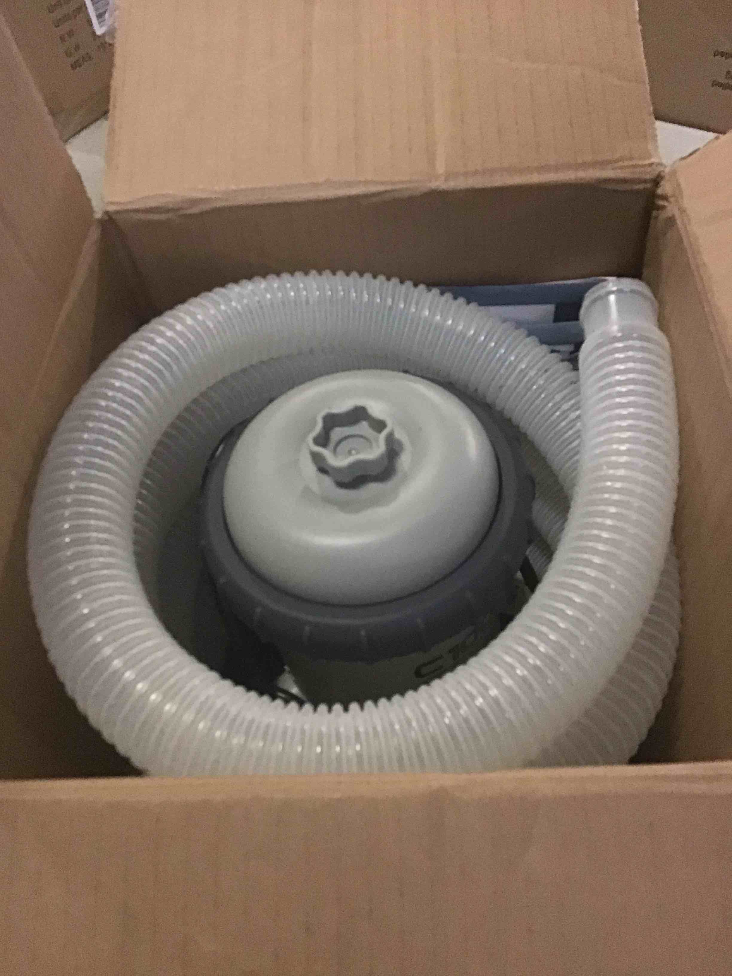 https://s3.amazonaws.com/lotting-images-prod/bidfta/BLU5481607_1700255922337.jpeg