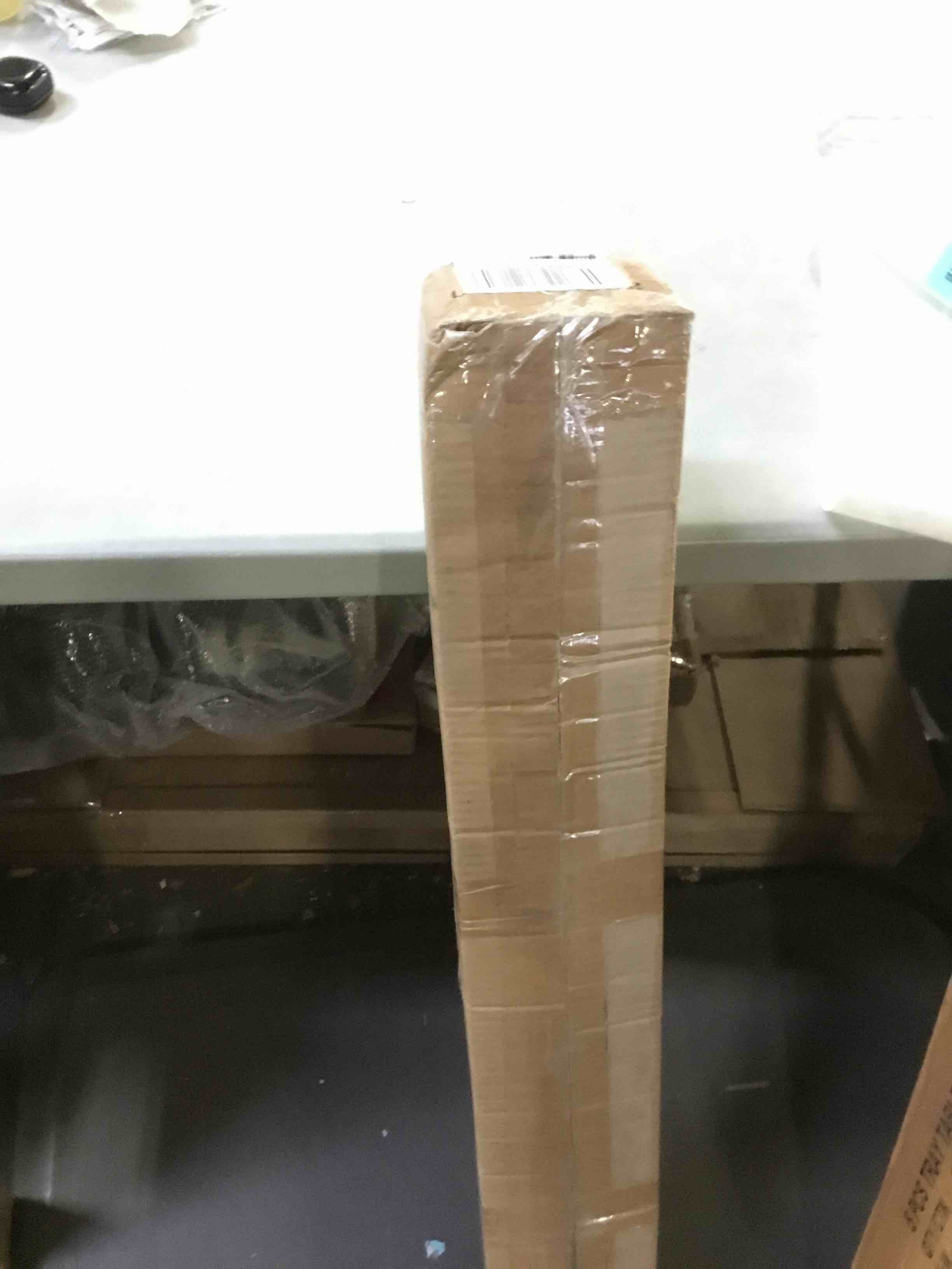https://s3.amazonaws.com/lotting-images-prod/bidfta/BLU5481765_1700577553452.jpeg