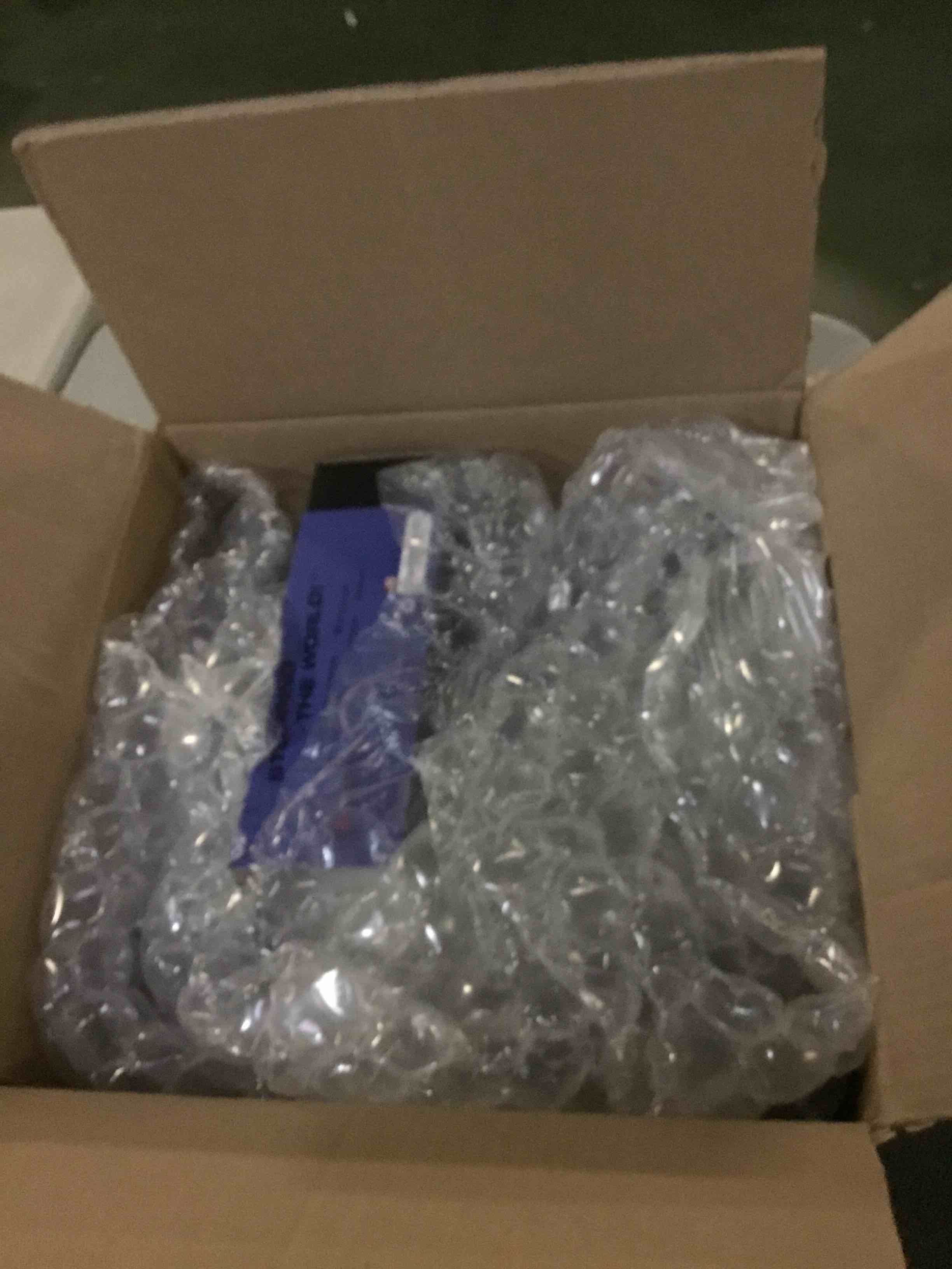 https://s3.amazonaws.com/lotting-images-prod/bidfta/BLU5481904_1700599928875.jpeg