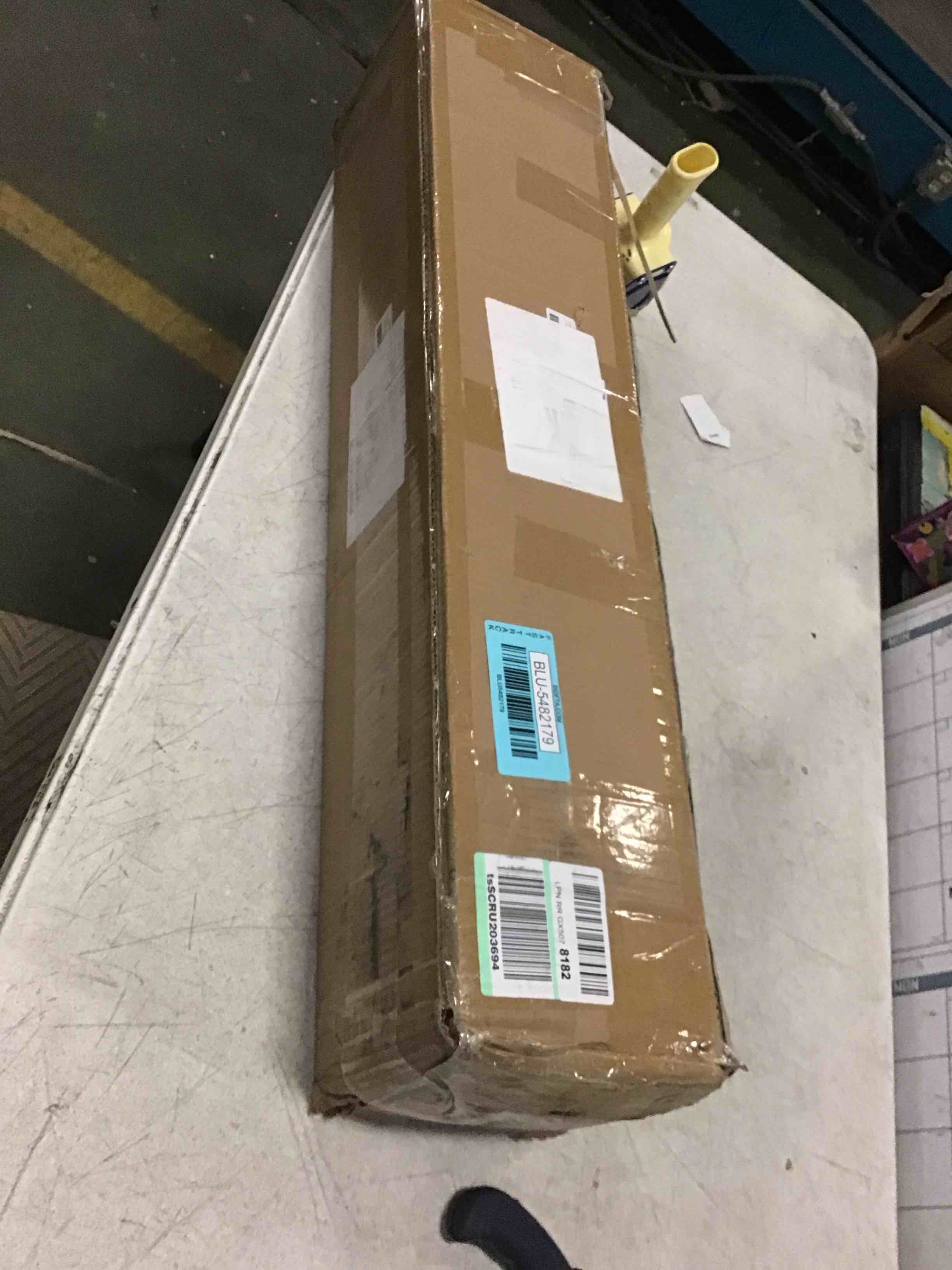 https://s3.amazonaws.com/lotting-images-prod/bidfta/BLU5482179_1701098858344.jpeg