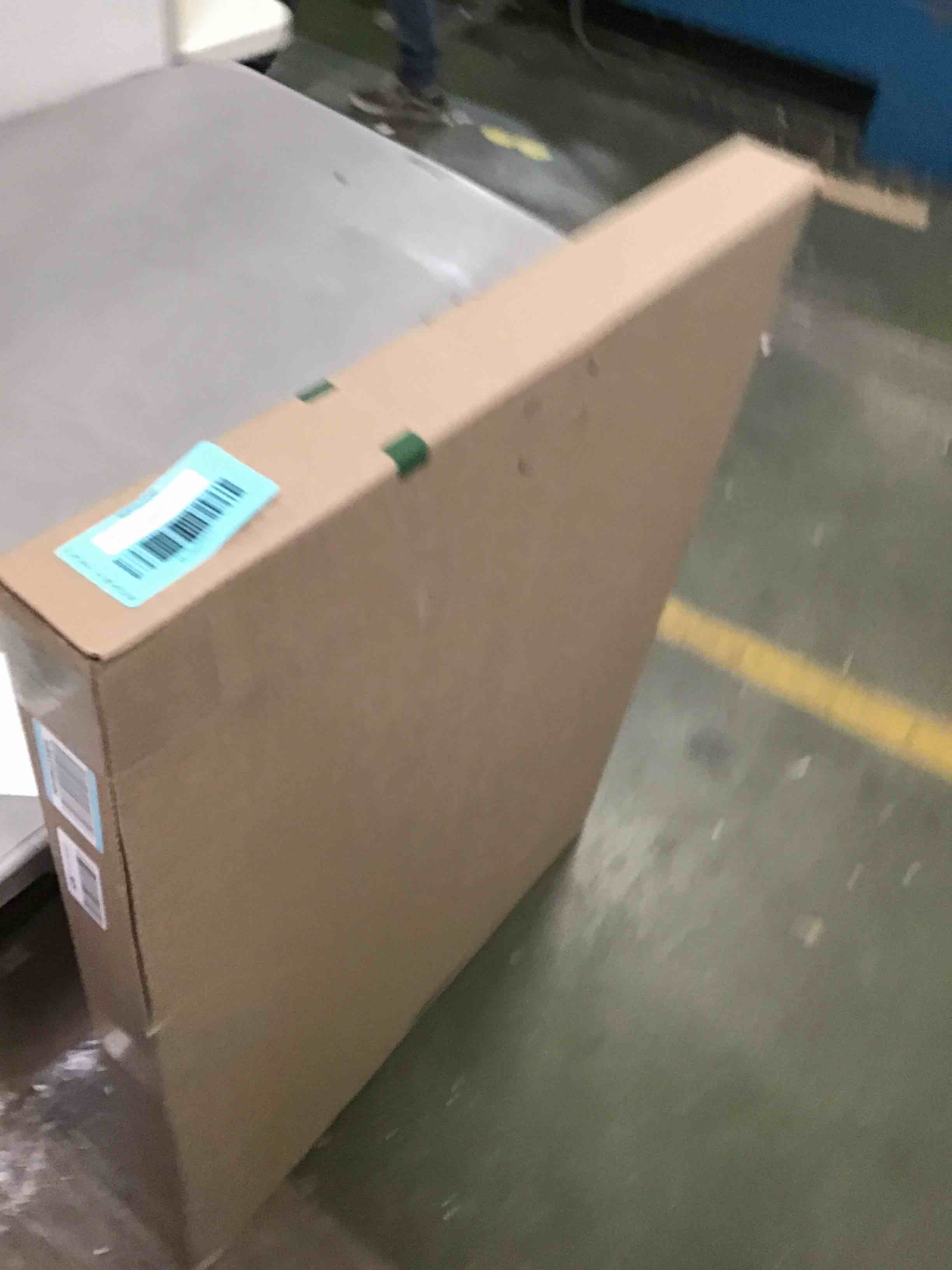 https://s3.amazonaws.com/lotting-images-prod/bidfta/BLU5482622_1701278043028.jpeg