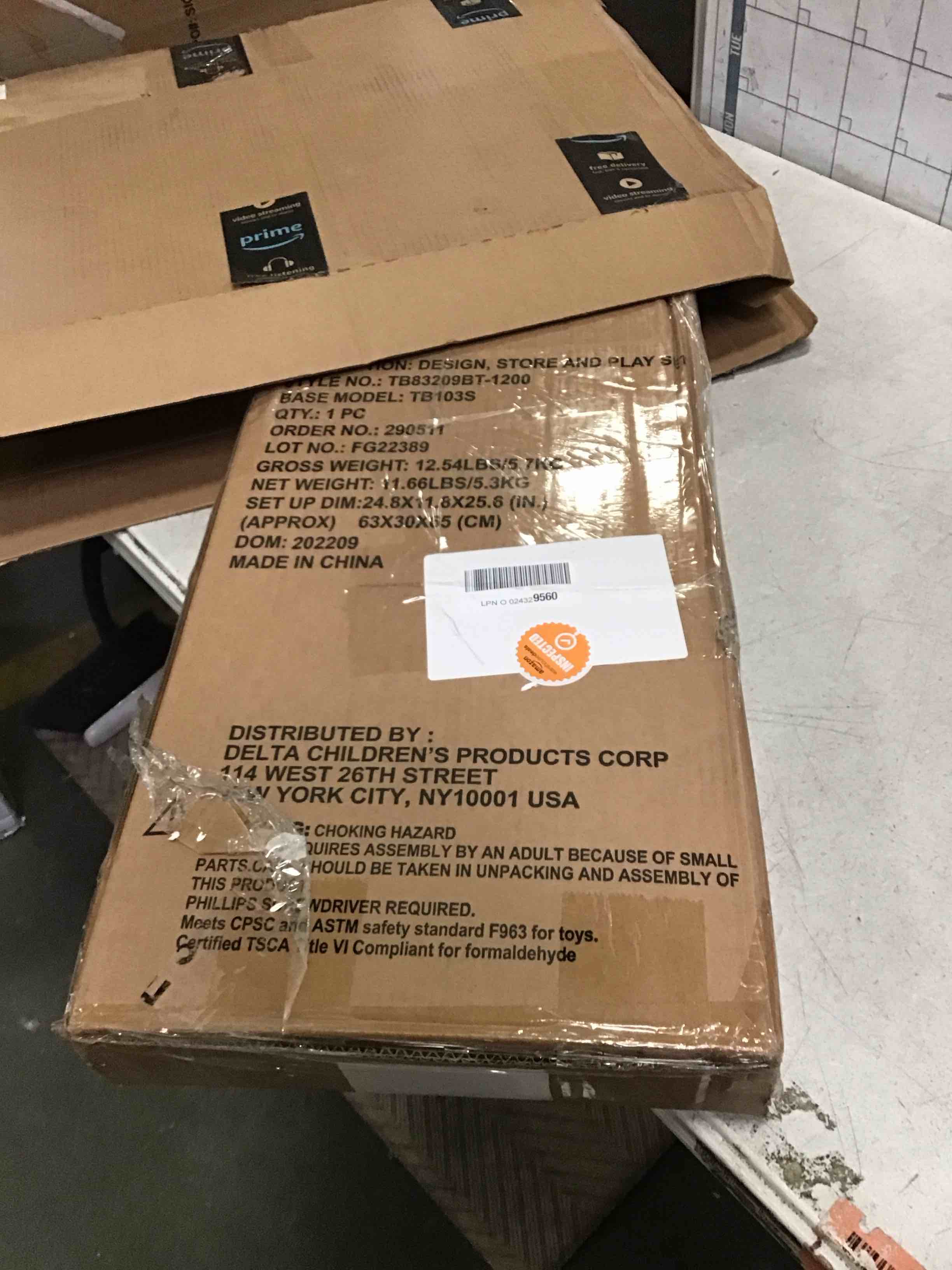 https://s3.amazonaws.com/lotting-images-prod/bidfta/BLU5482817_1701363827138.jpeg