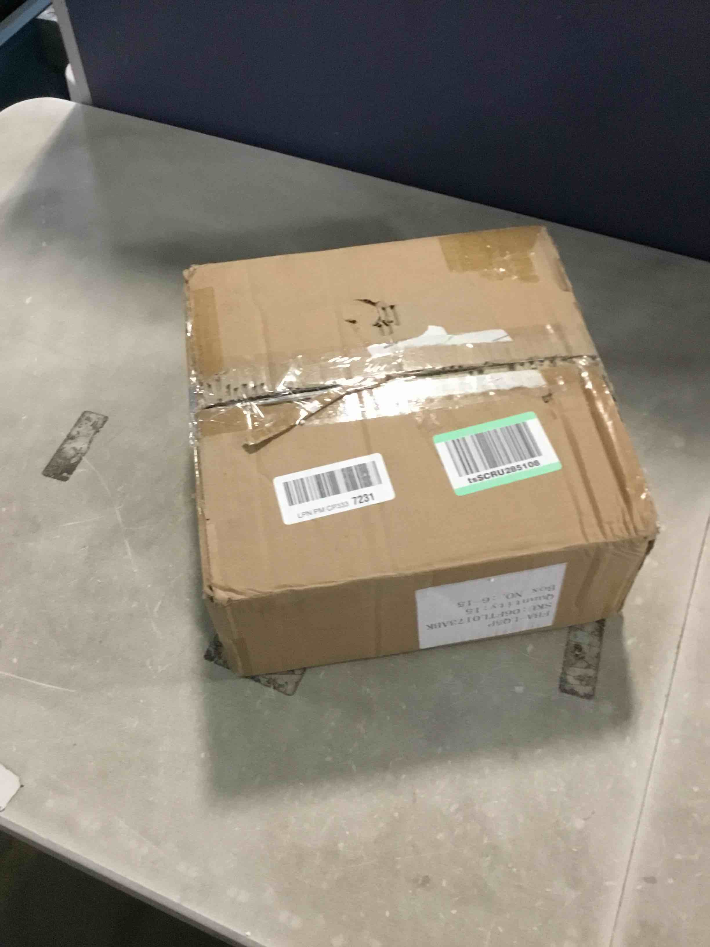 https://s3.amazonaws.com/lotting-images-prod/bidfta/BLU5483612_1701090626522.jpeg