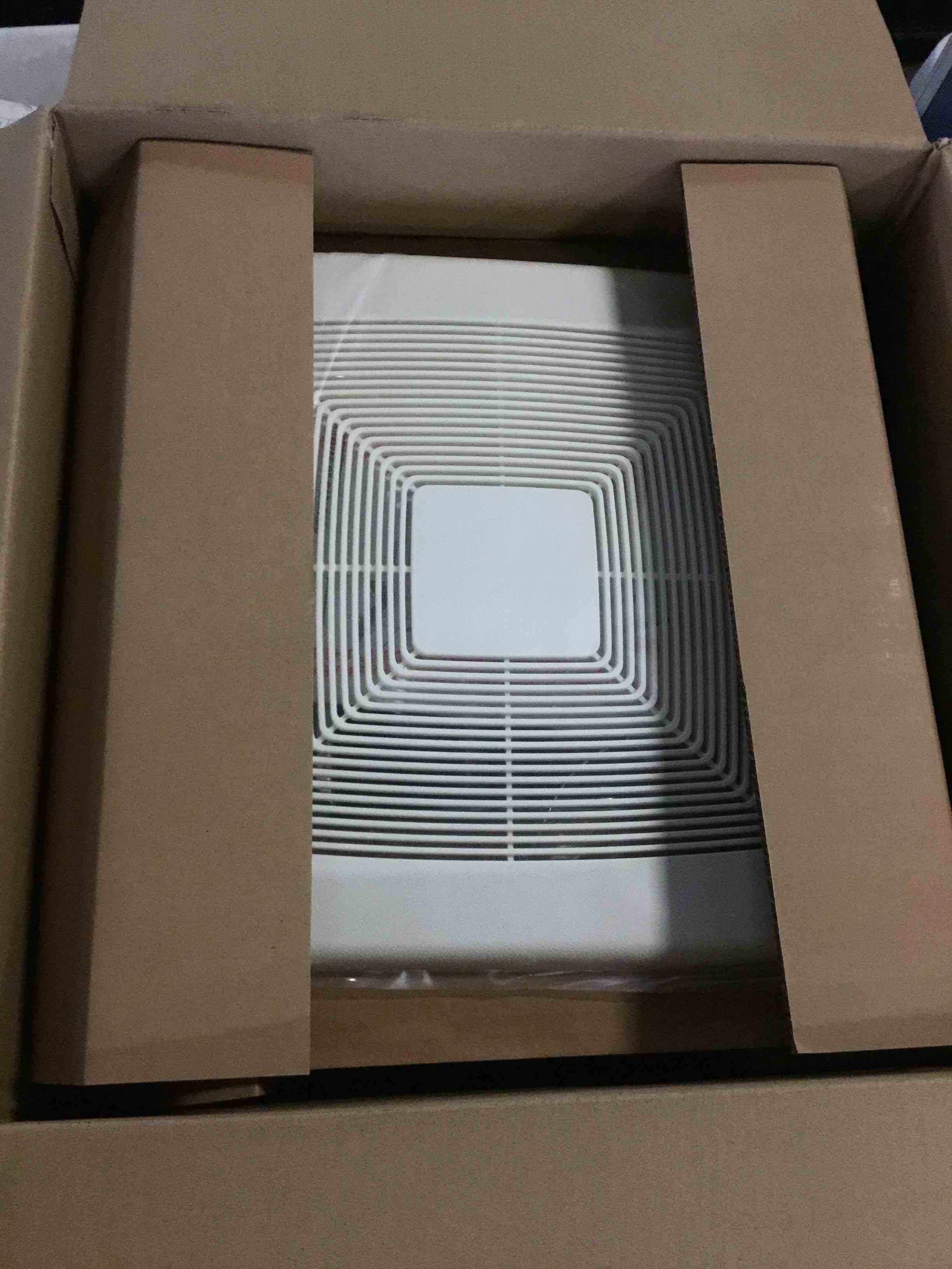 https://s3.amazonaws.com/lotting-images-prod/bidfta/BLU5483743_1701106207340.jpeg